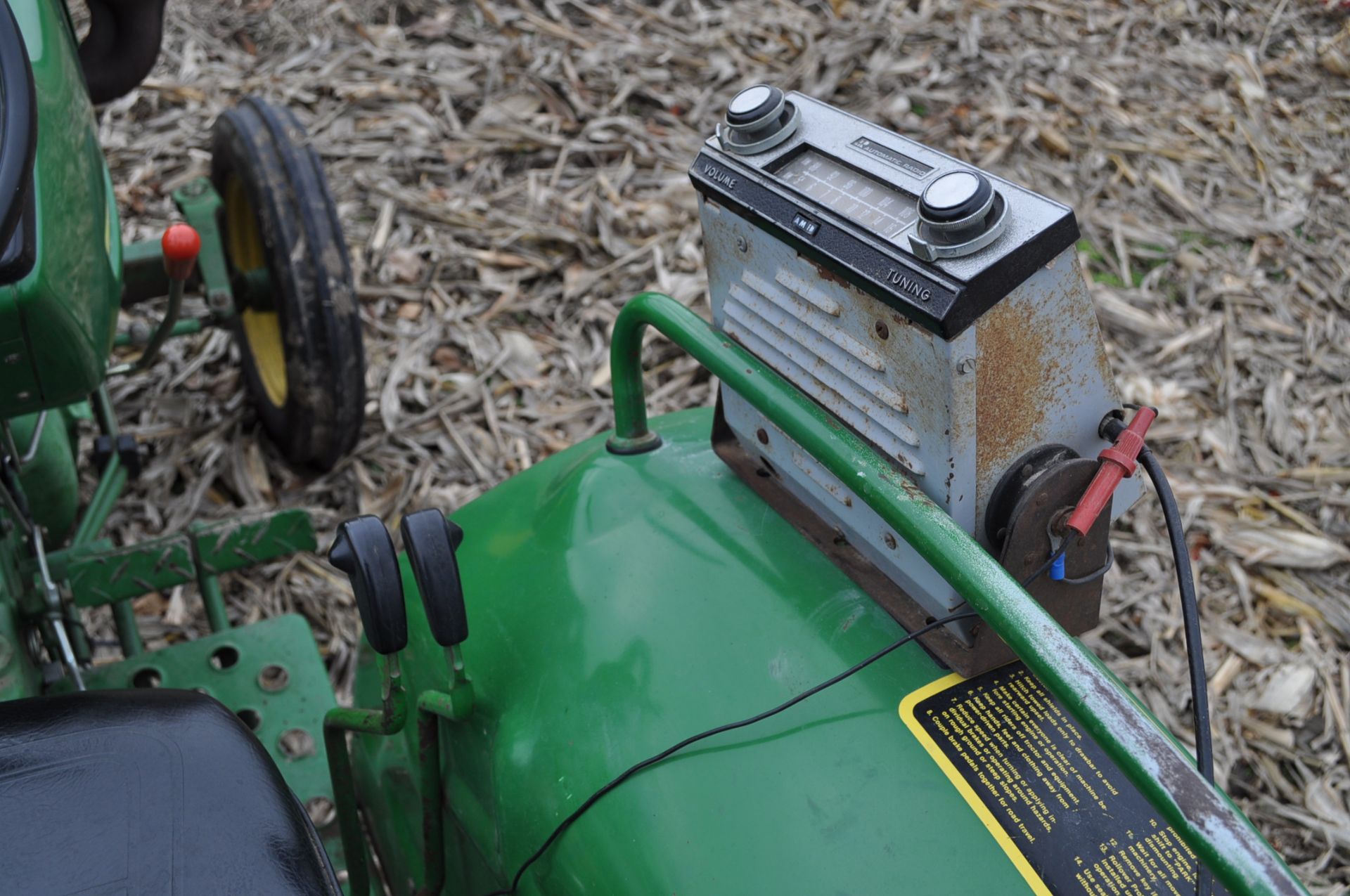 John Deere 850 utility tractor, diesel, 12.4-24 rear, 5.00-16 front, 2 hyd remotes, 3 pt, 540 pto, - Image 13 of 13