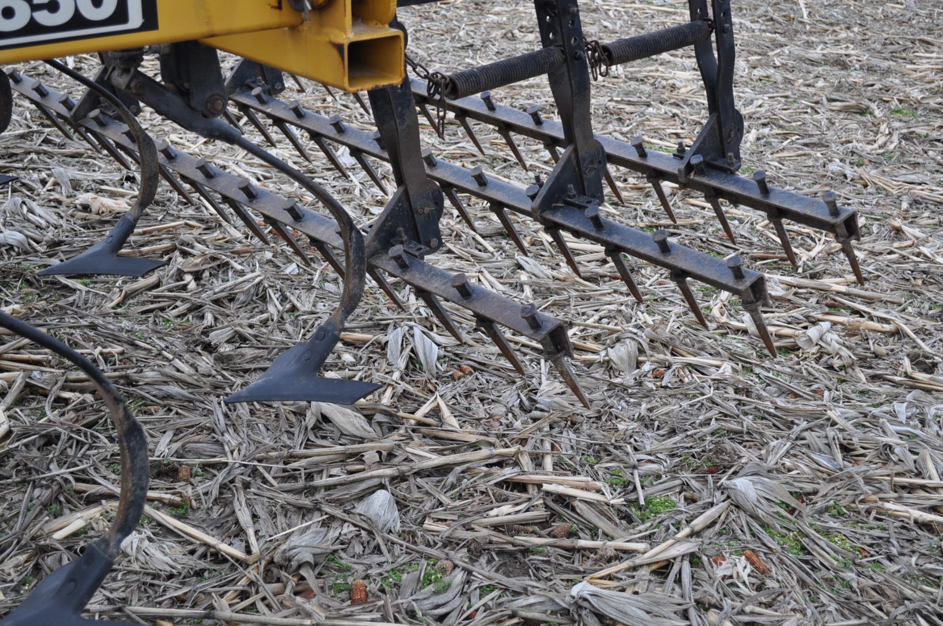 17’ Landoll Finisholl 850 mulch finisher, front blades, 9” sweeps, 3 bar drag, hyd fold - Image 9 of 18