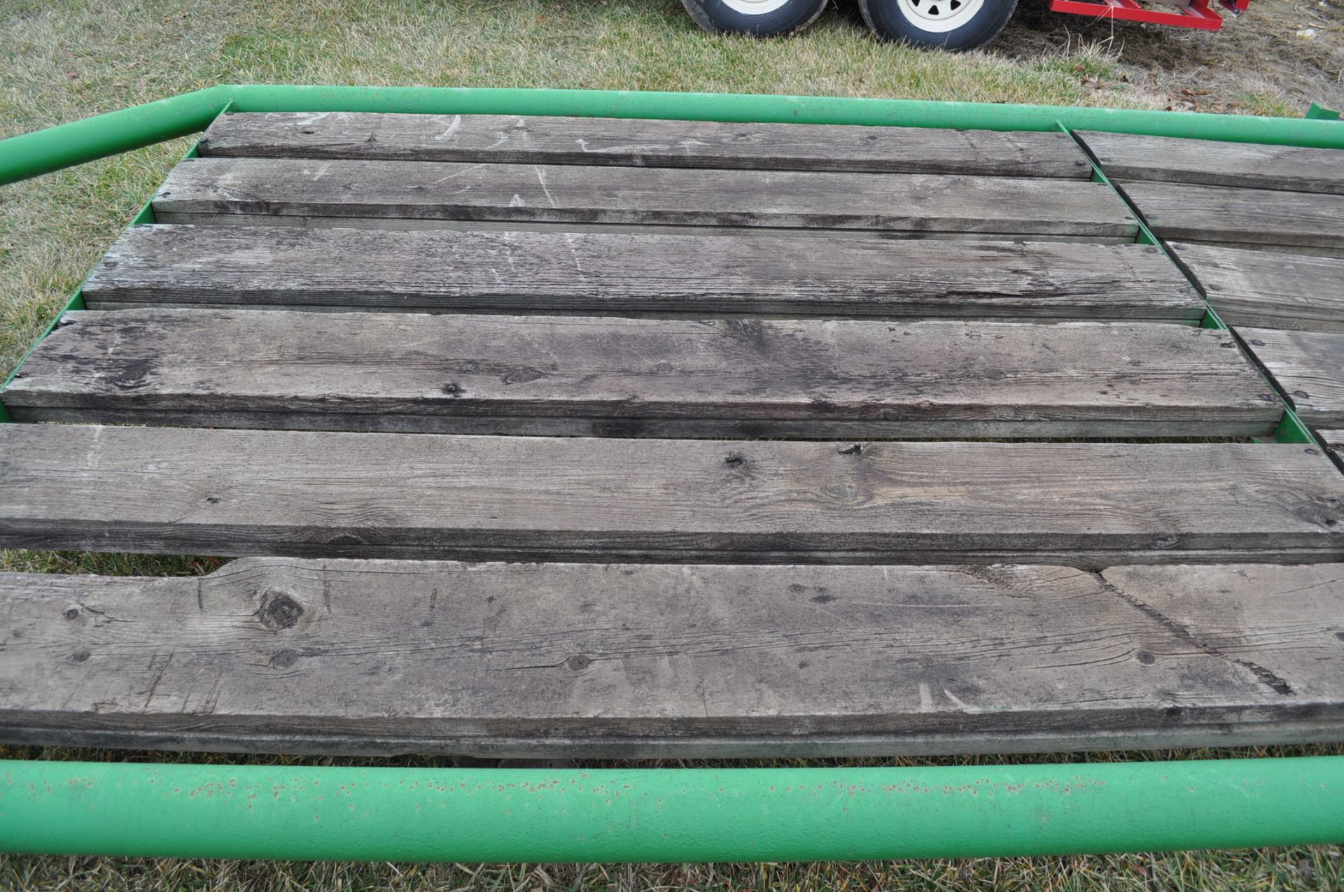 8’ x 28’ JD 201 Donahoe planter trailer, wood floor, 7.50-15 tires - Image 5 of 8