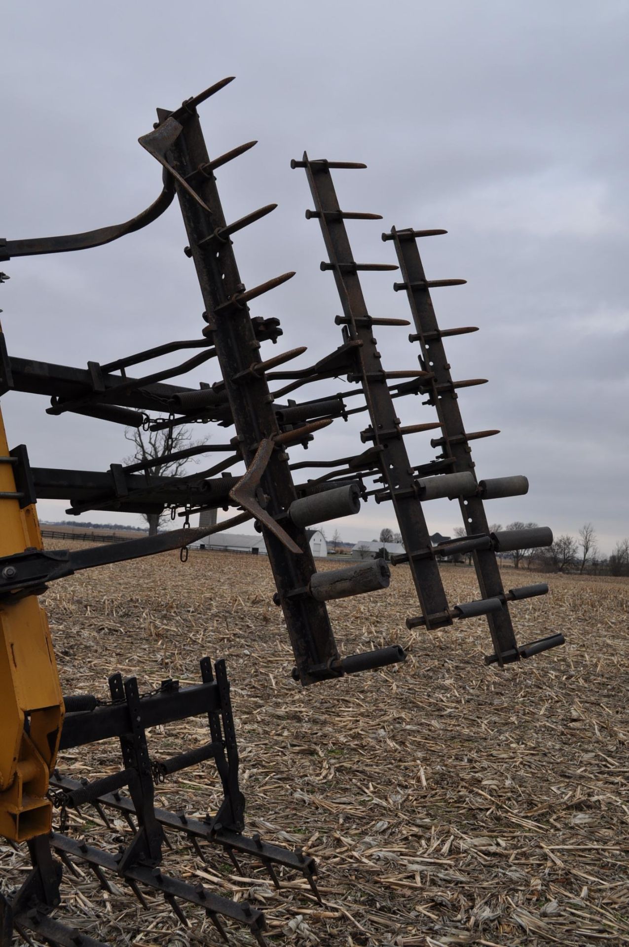 17’ Landoll Finisholl 850 mulch finisher, front blades, 9” sweeps, 3 bar drag, hyd fold - Image 10 of 18