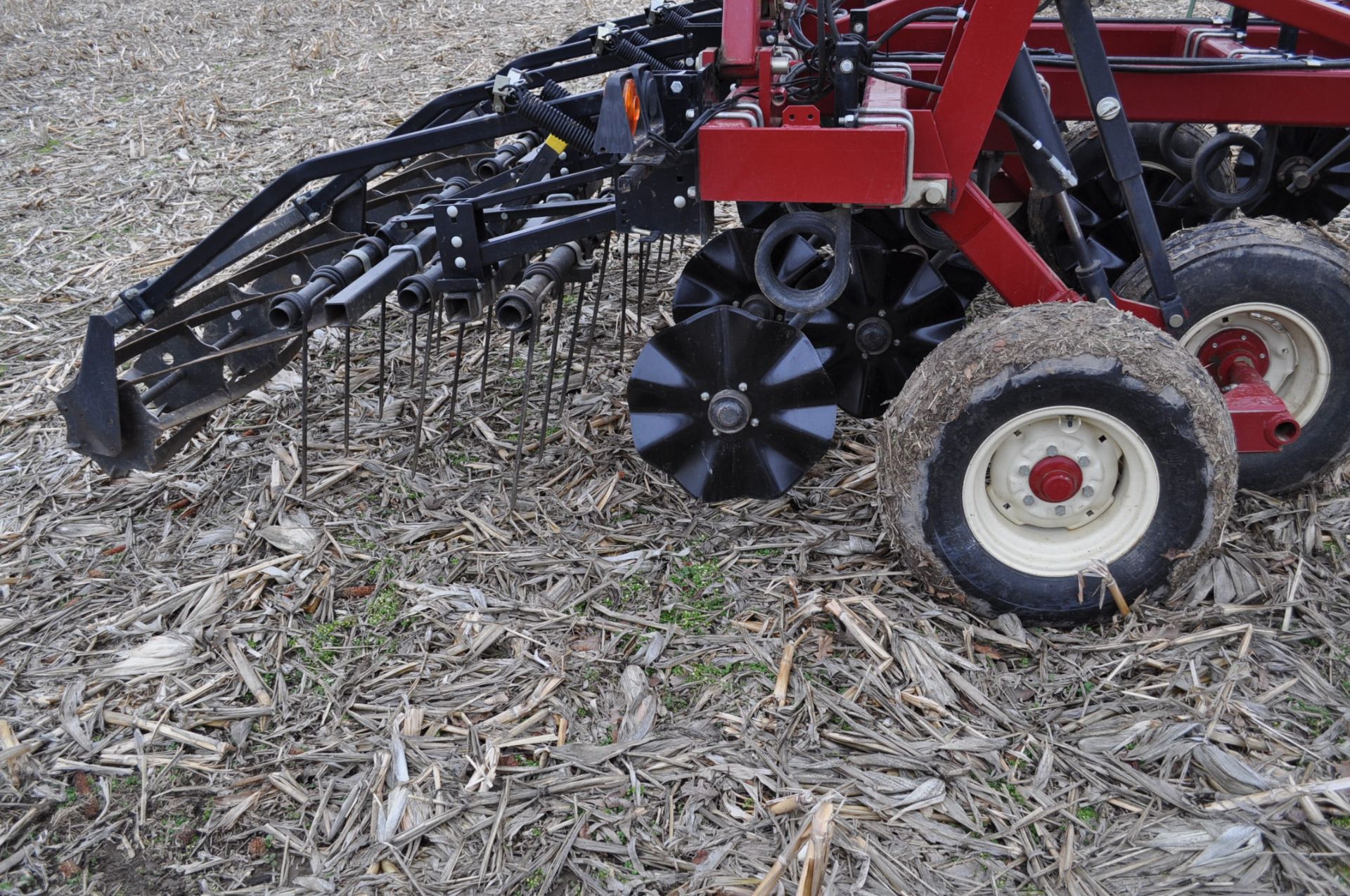 18’ Salford RTS vertical till, coil tine harrow, rolling basket, hyd fold, SN 092072ML - Image 12 of 16