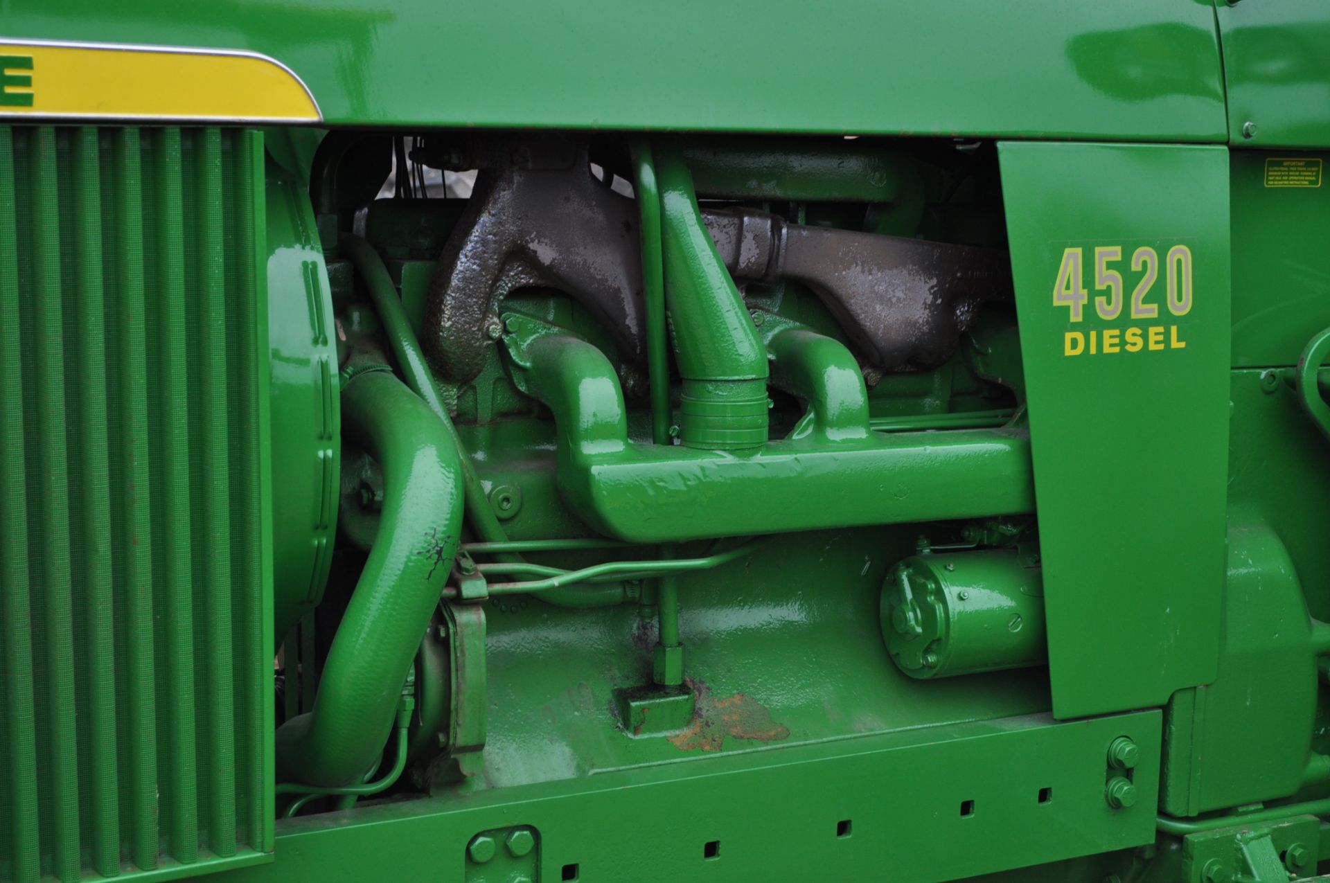 John Deere 4520 tractor, diesel, 18.4-38 rice & cane axle duals, 11.00-16 wide front, ROPS w/ - Image 10 of 17