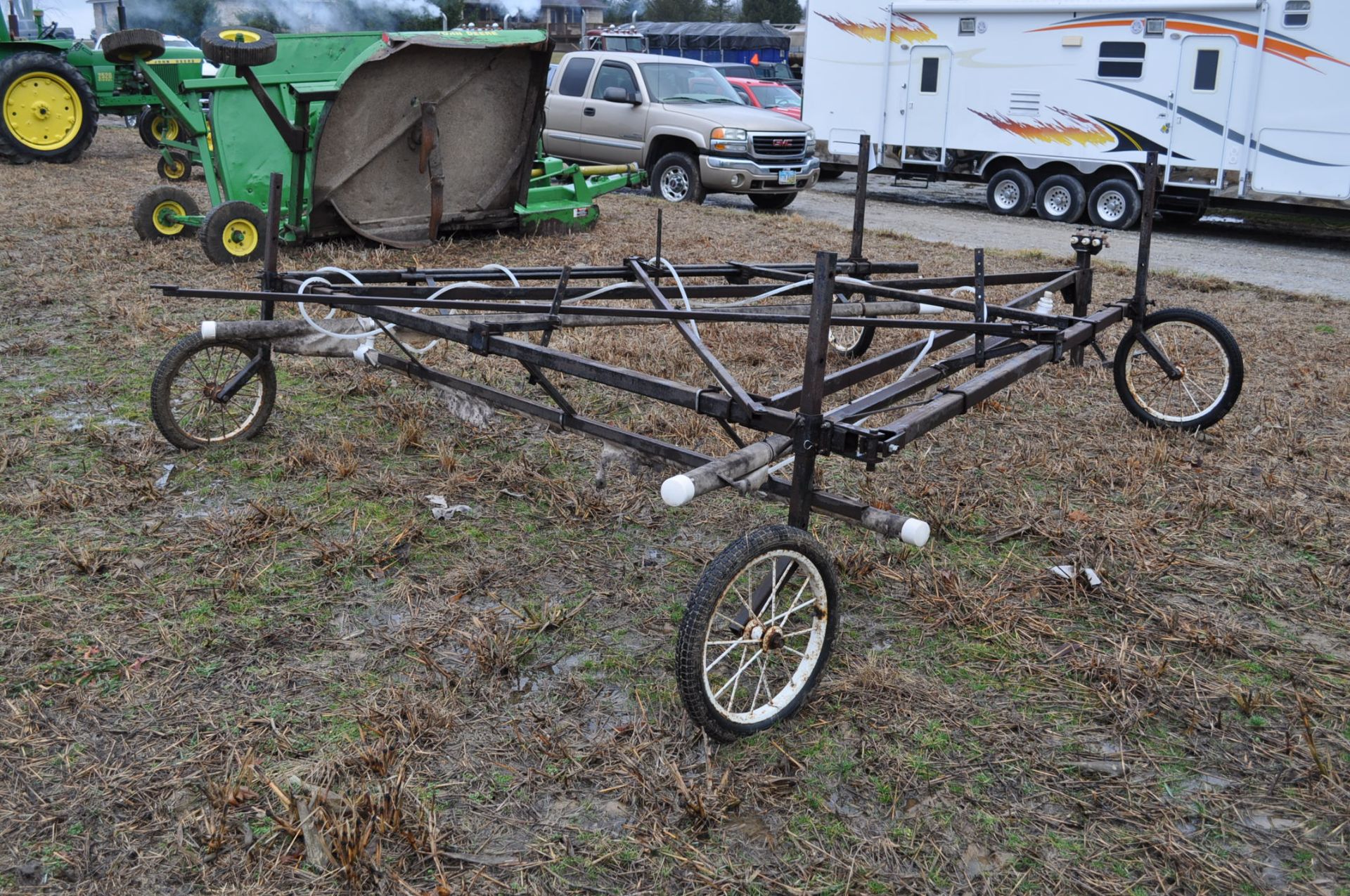 30’ Quality Metal Works weed wiper cart, needs work - Image 3 of 11