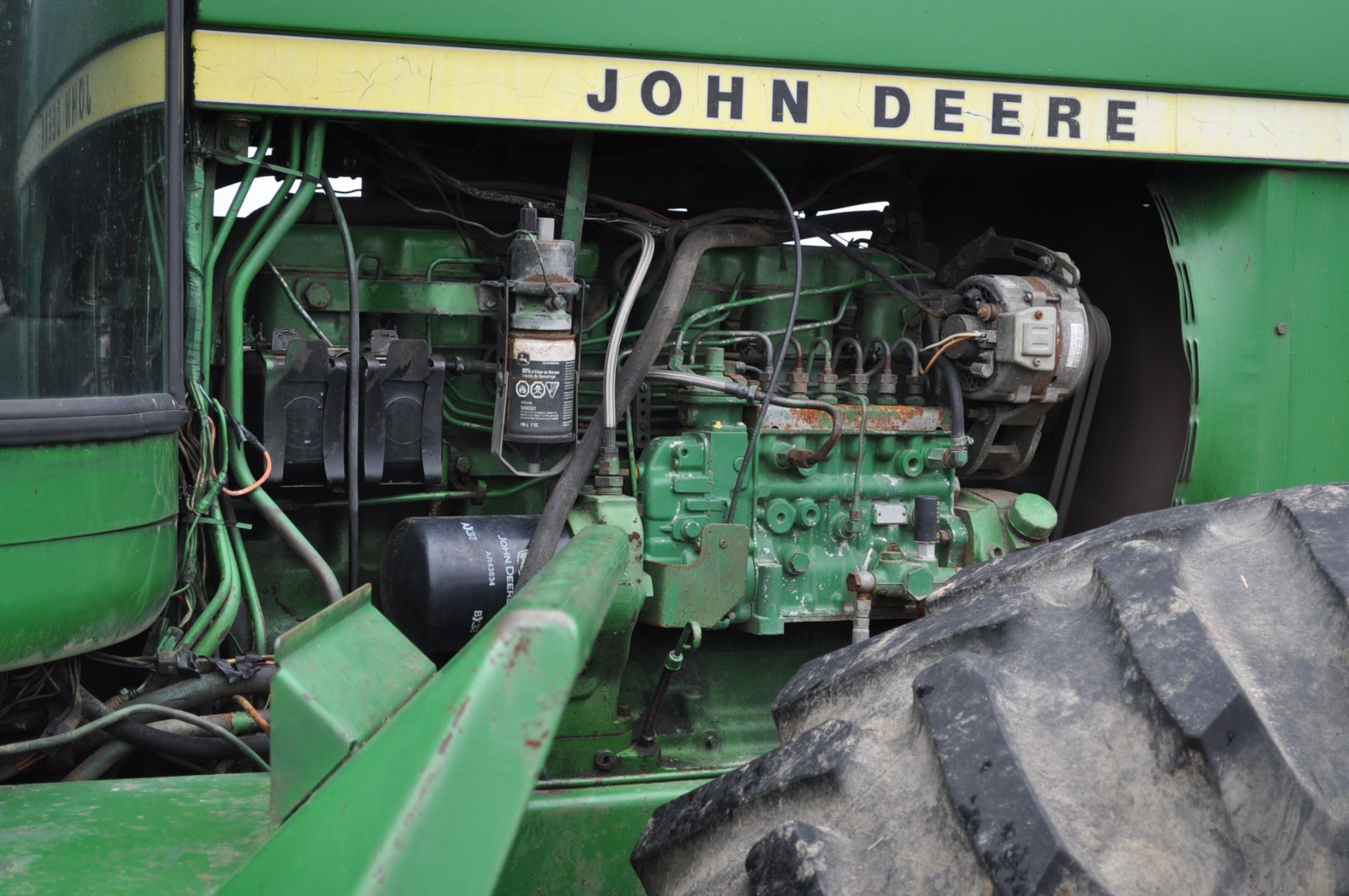 John Deere 8430 tractor, 4WD, diesel, 20.8-34 duals, CHA, Quad range, 3 hyd remotes, 1000 pto, 3 pt, - Image 9 of 19