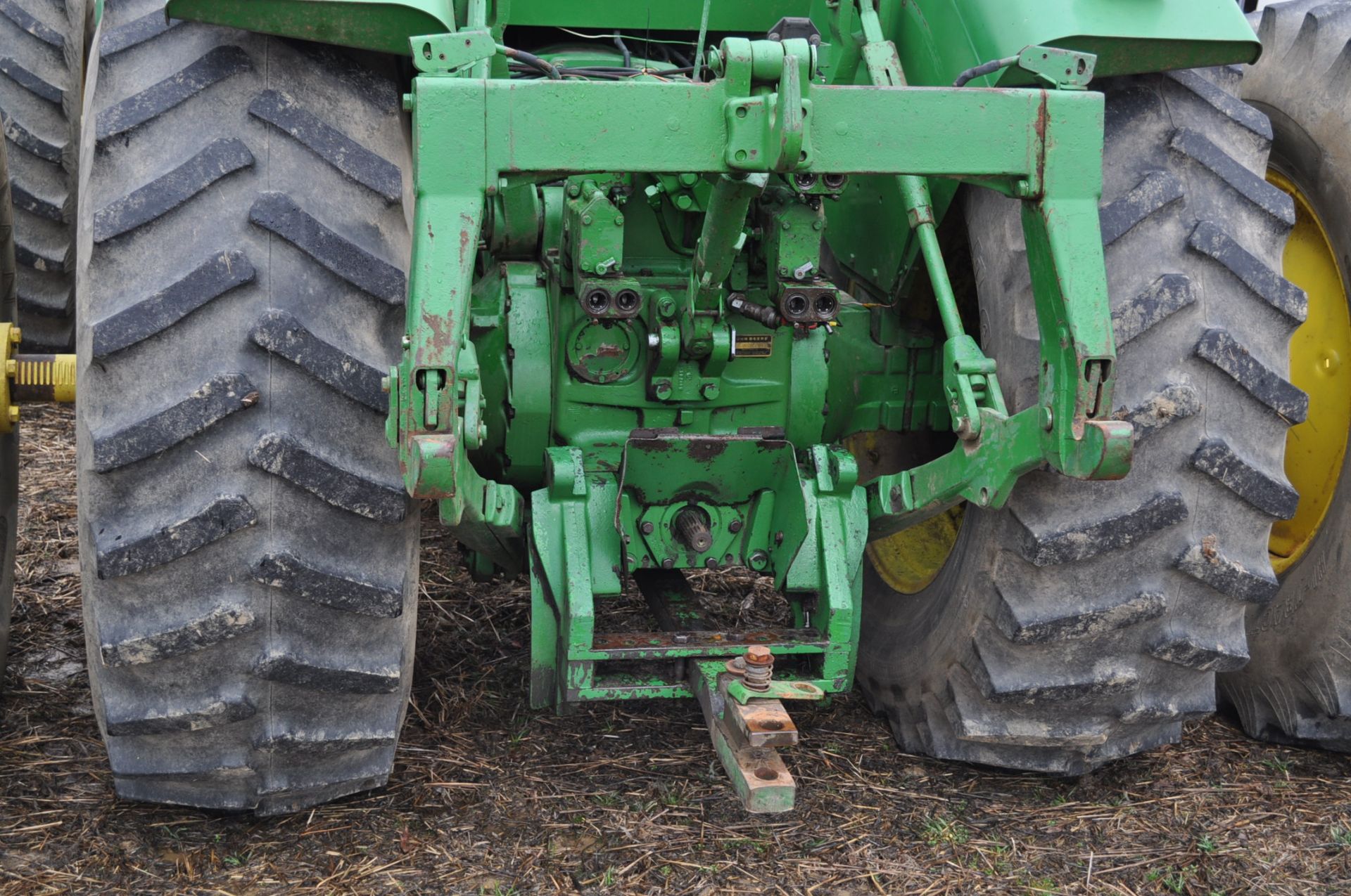 John Deere 8430 tractor, 4WD, diesel, 20.8-34 duals, CHA, Quad range, 3 hyd remotes, 1000 pto, 3 pt, - Image 11 of 19