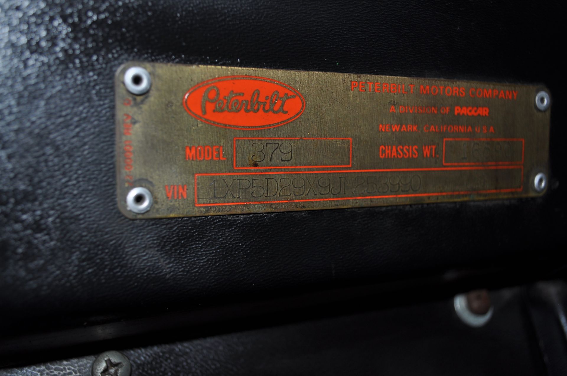 1988 Peterbilt 379 semi, ext hood, 444 Cummins, 15-speed, Peterbilt Air Leaf, single line wet kit, - Image 22 of 22