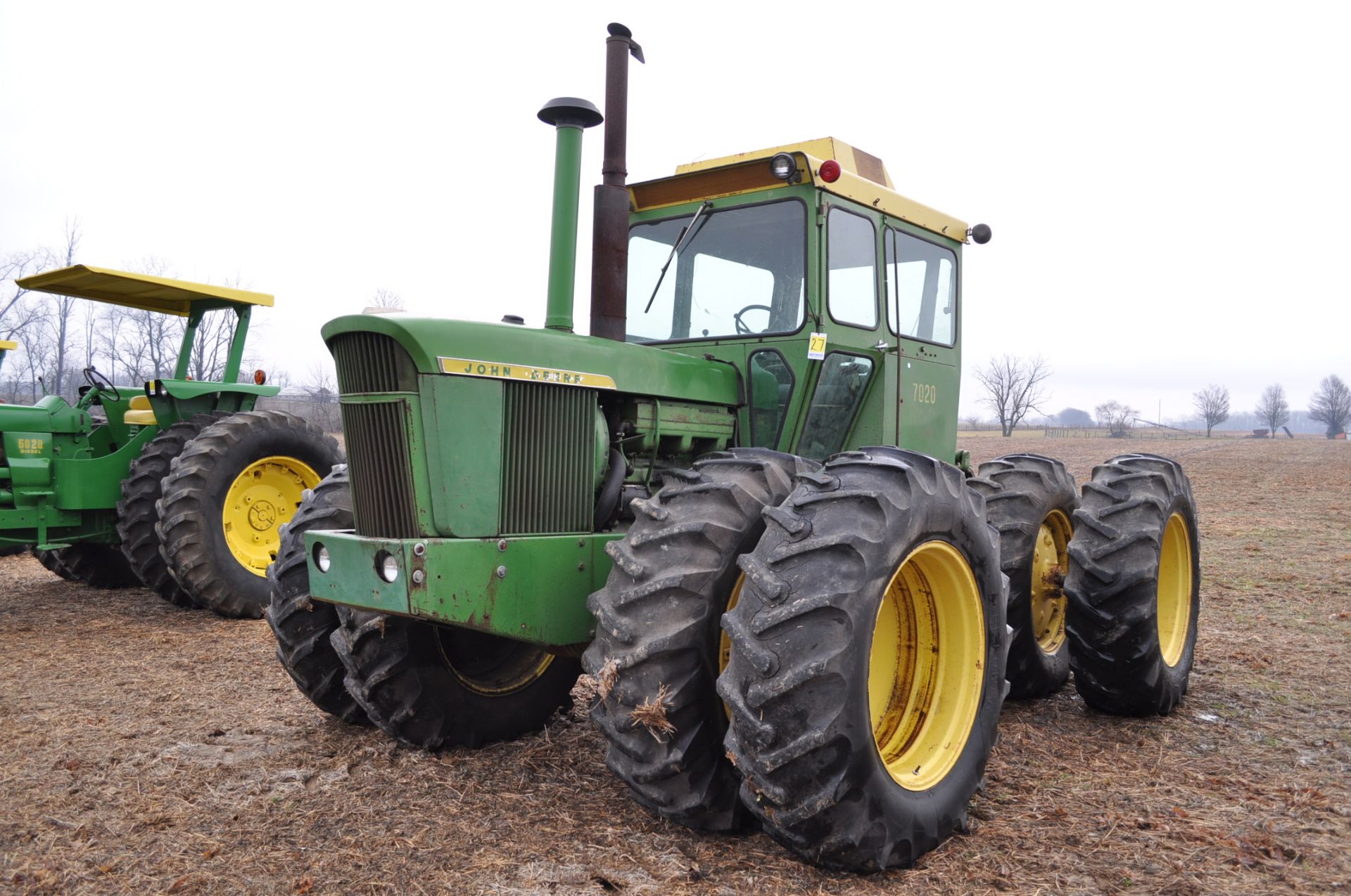 John Deere 7020 tractor, 4WD, diesel, 18.4-34 duals, original paint, motor overhaul, CHA, Syncro,