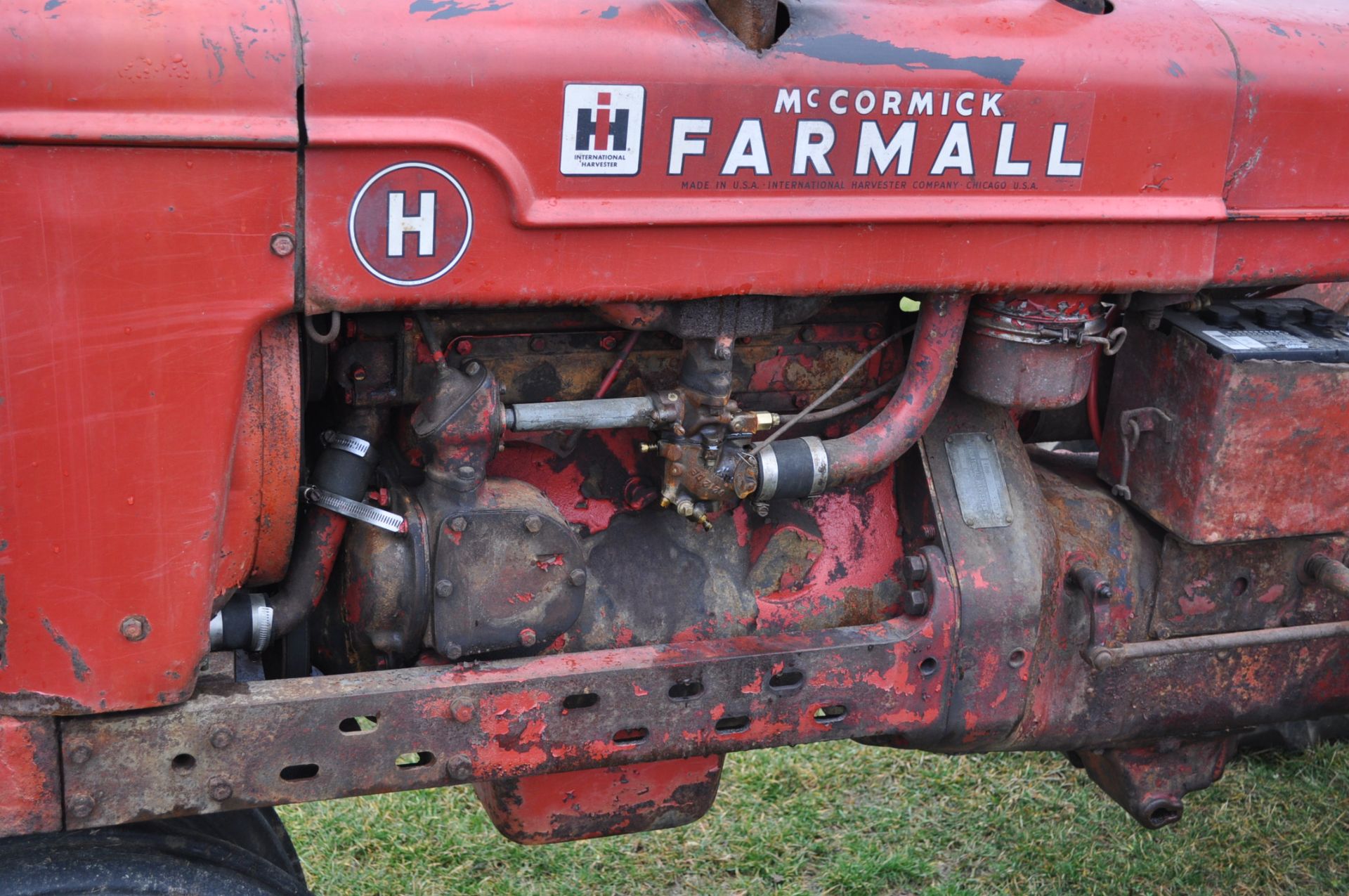 McCormick Farmall H tractor, 12.4-38 rear, narrow front, side pulley, 540 pto, SN FBH273308XL - Image 11 of 14