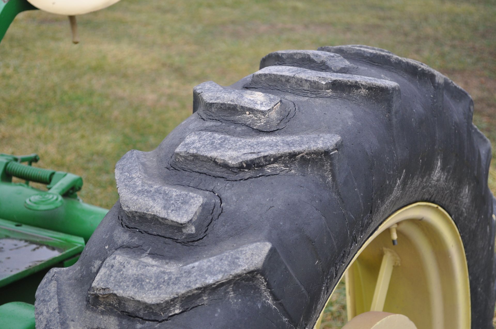1937 John Deere Unstyled A, 11-36 tires, narrow front, 540 pto, SN 457396 - Image 6 of 12