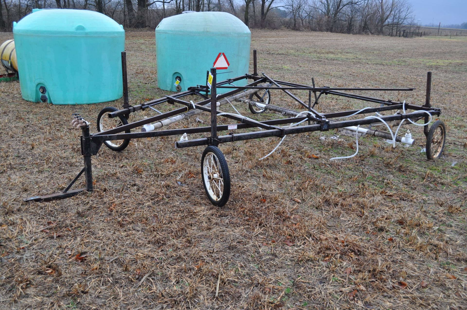 30’ Quality Metal Works weed wiper cart, needs work