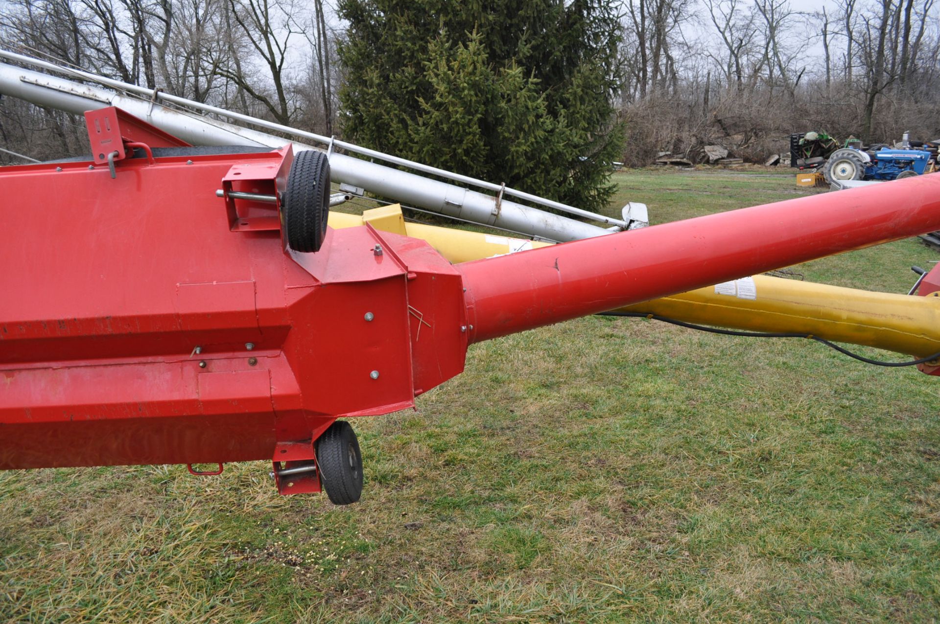 Westfield MK 100-61 swing-a-way auger, 540 pto, hyd raise - Image 10 of 10