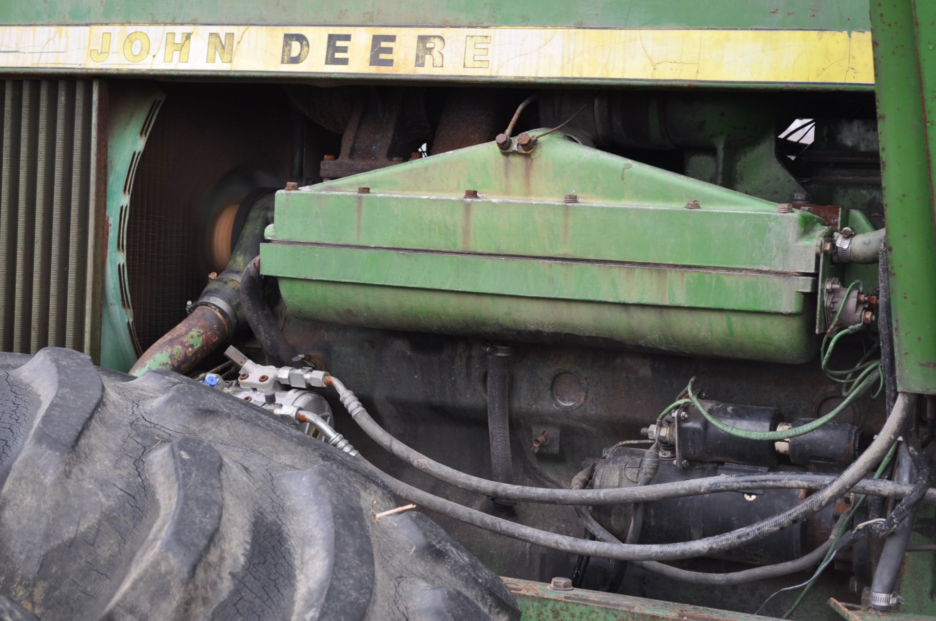 John Deere 7520 tractor, 4WD, diesel, 18.4-34 duals, original fenders, CHA, cab interior kit, 3 - Image 10 of 24