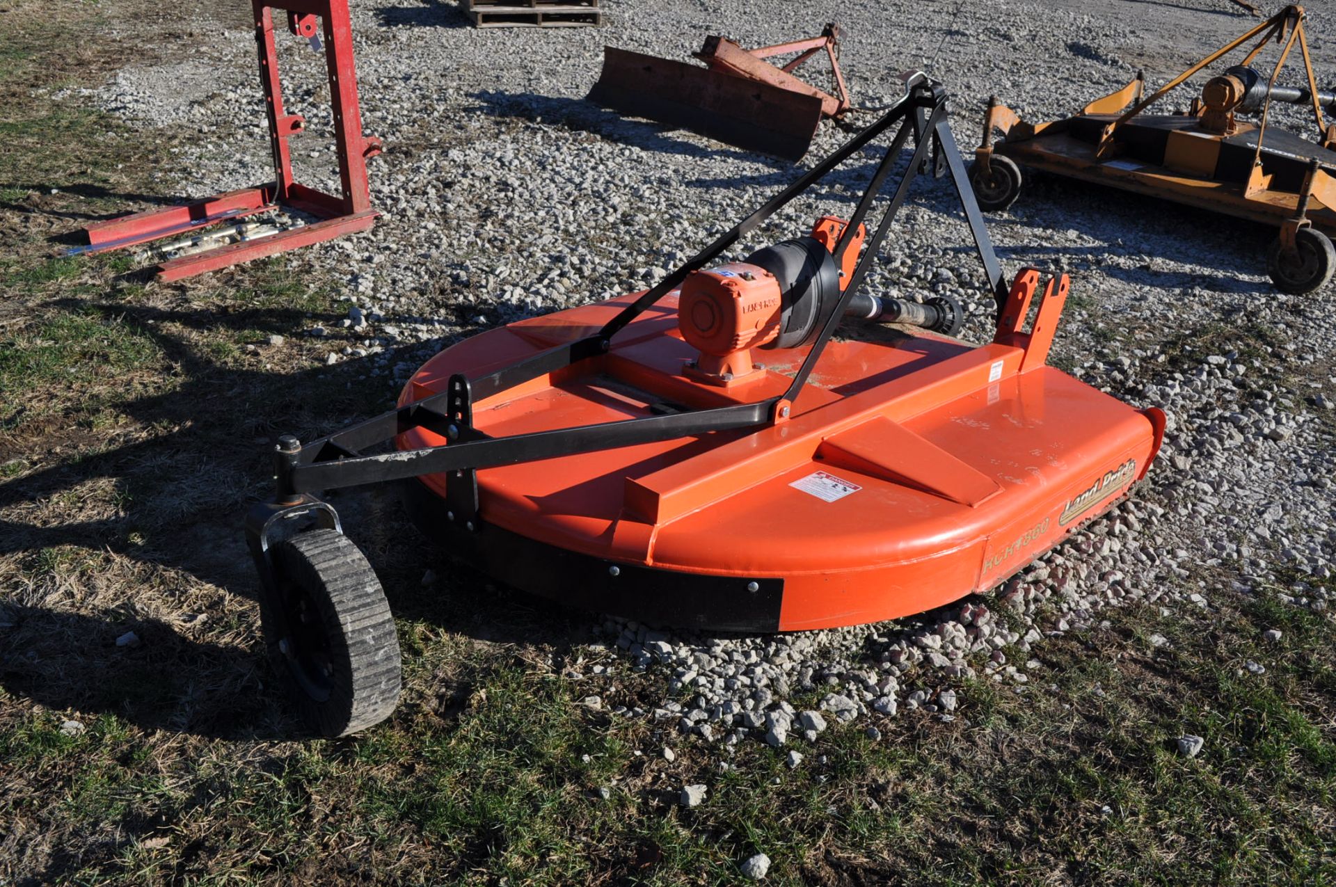 5 1/2' Landpride rotary mower, 3 pt, 540 PTO, tail wheel, SN 655768 - Image 3 of 6