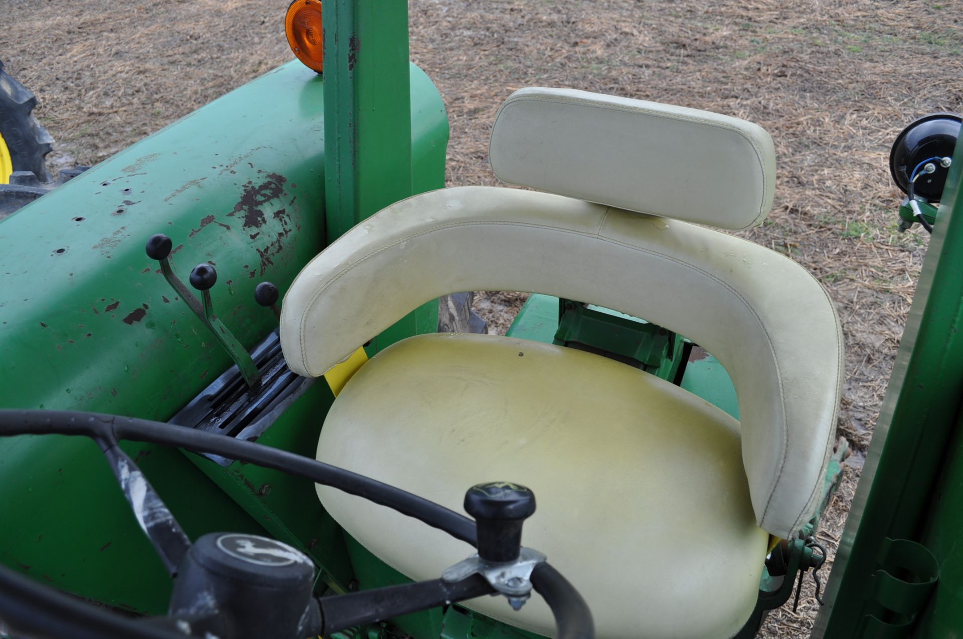 John Deere 4320 tractor, diesel, 18.4-38 duals, 10.00-16 wide front, Syncro, 2 hyd remotes, 540/1000 - Image 16 of 20