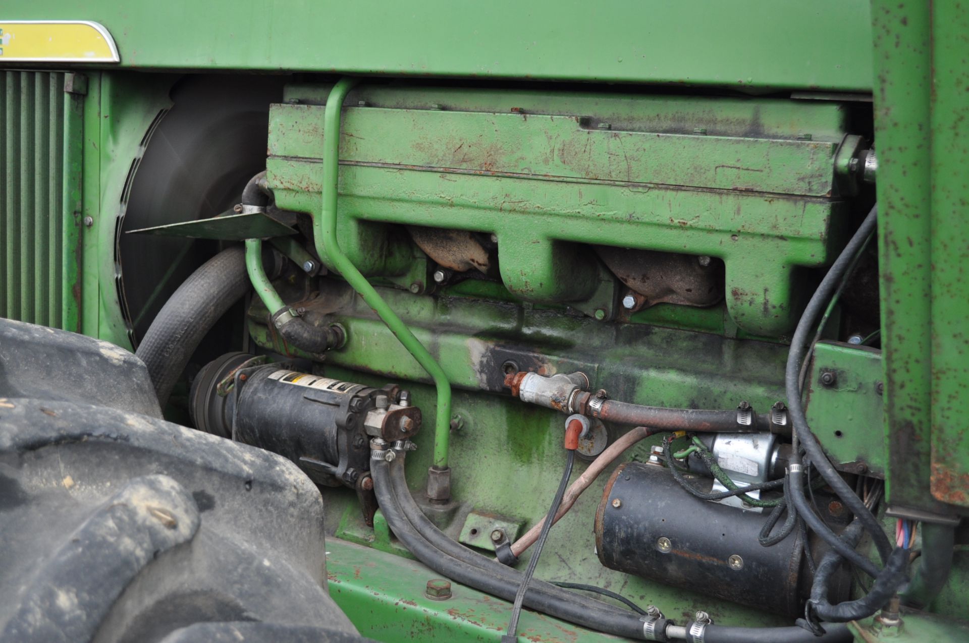 John Deere 7020 tractor, 4WD, diesel, 18.4-34 duals, original paint, motor overhaul, CHA, Syncro, - Image 10 of 21