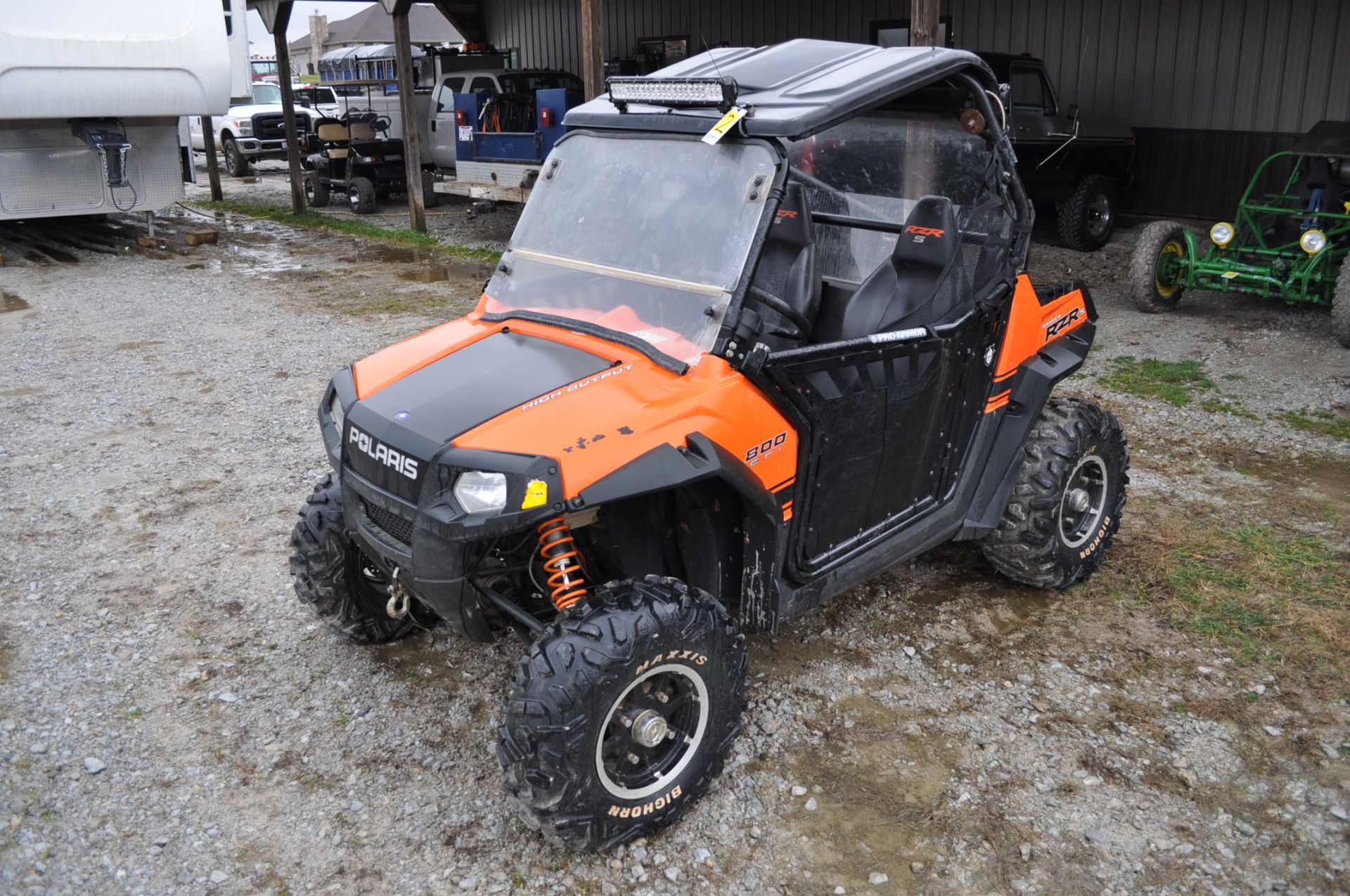 2010 Polaris Ranger RZR, 800 EFI, AT26 x 12 R 12 rear, AT26 x 9 R 12 front, half doors, 102 hrs, 899