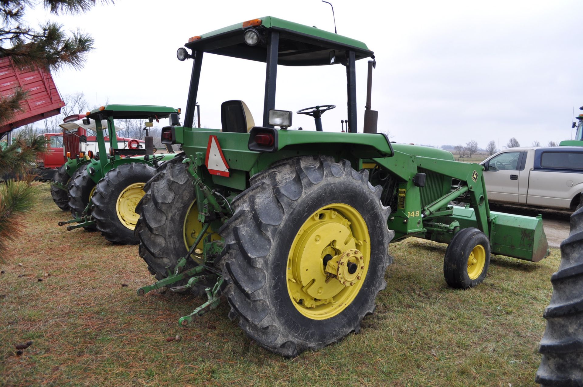 John Deere 4030 tractor, diesel, 18.4-34 rear duals, rear wts, 9.5-15 front, 4-post canopy, Syncro, - Image 3 of 26