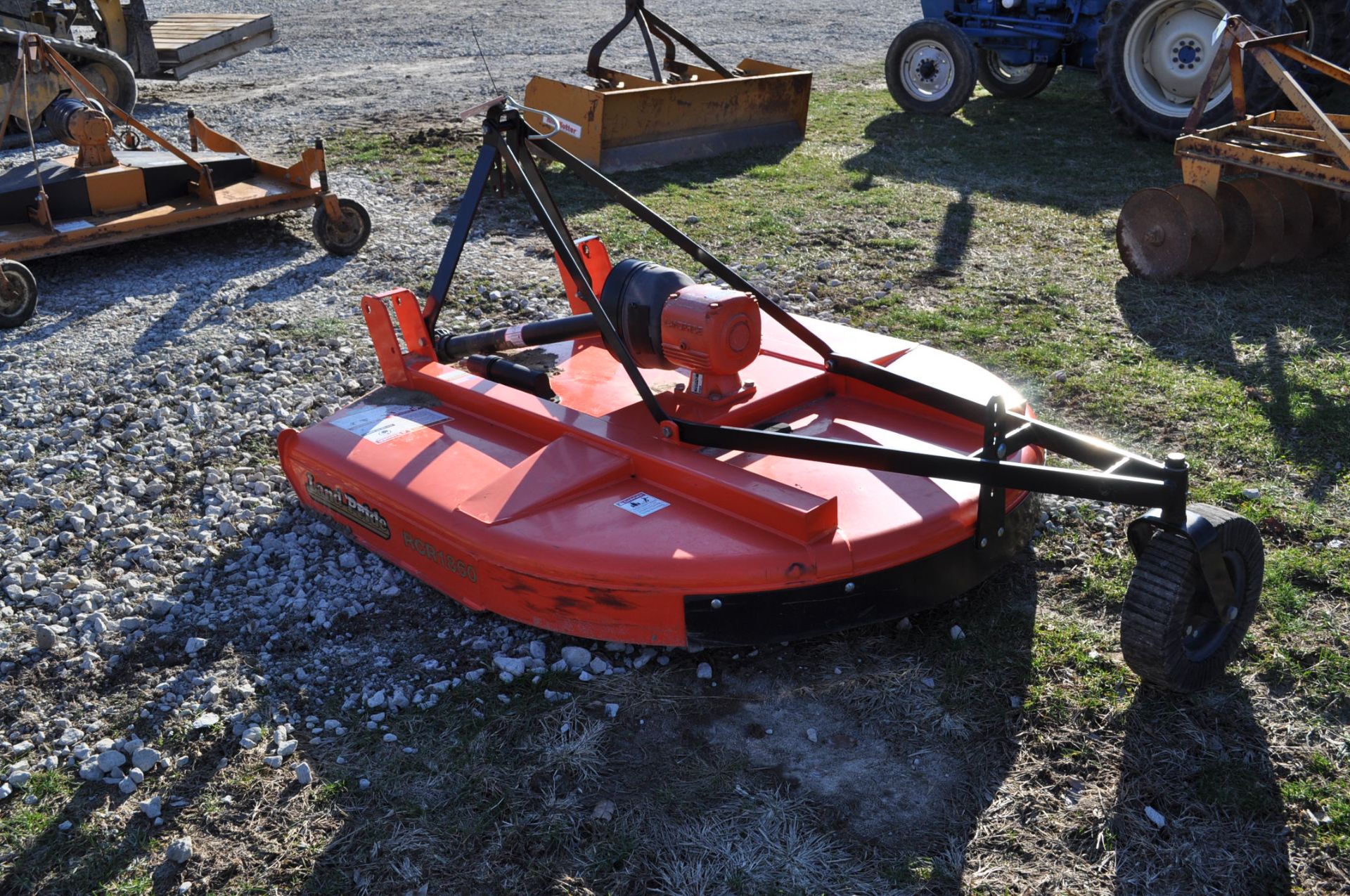 5 1/2' Landpride rotary mower, 3 pt, 540 PTO, tail wheel, SN 655768 - Image 4 of 6