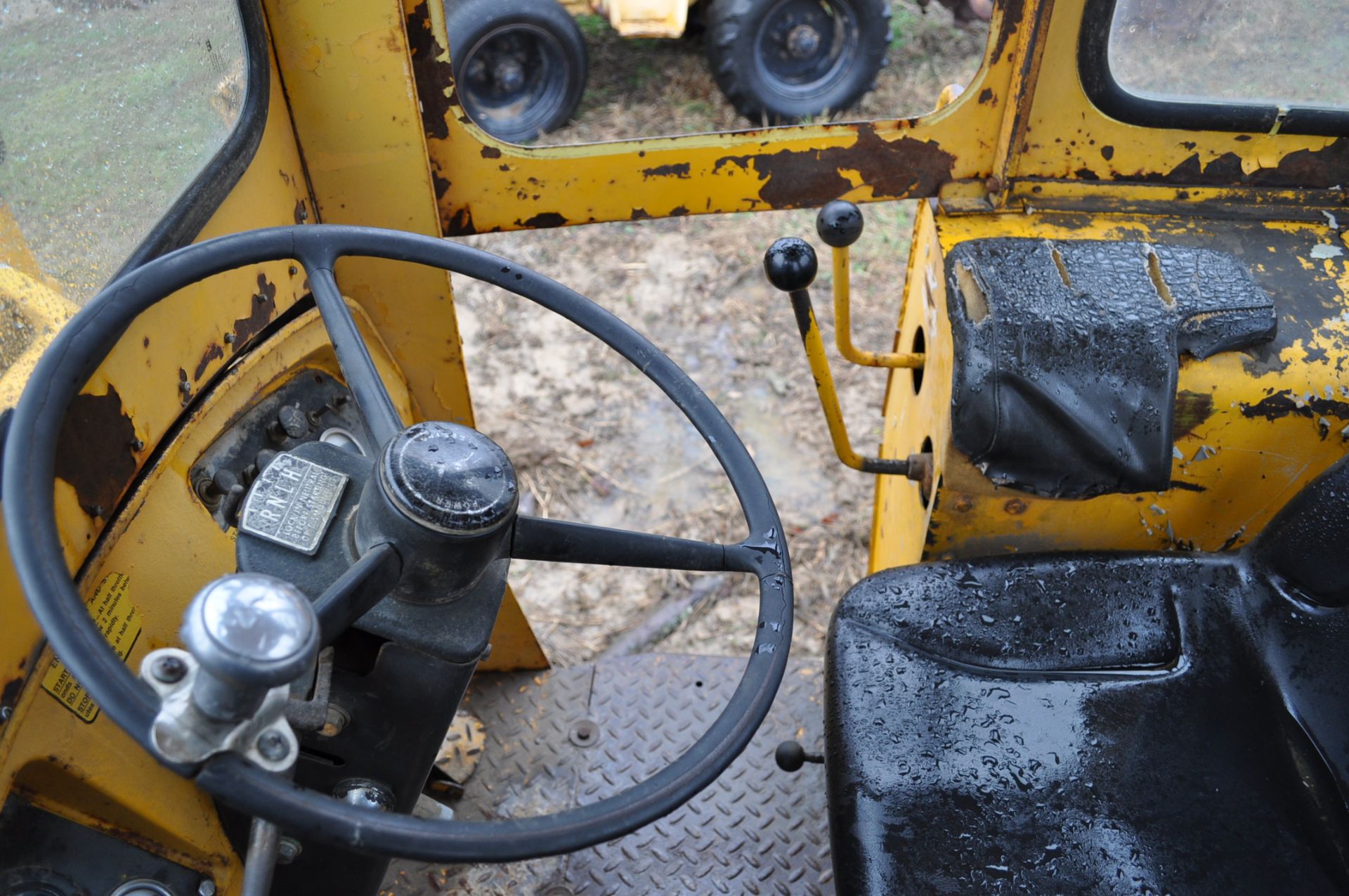 John Deere 544 Payloader, 17.5-25 tires, shows 1074 hrs, SN 0767621 - Image 13 of 16