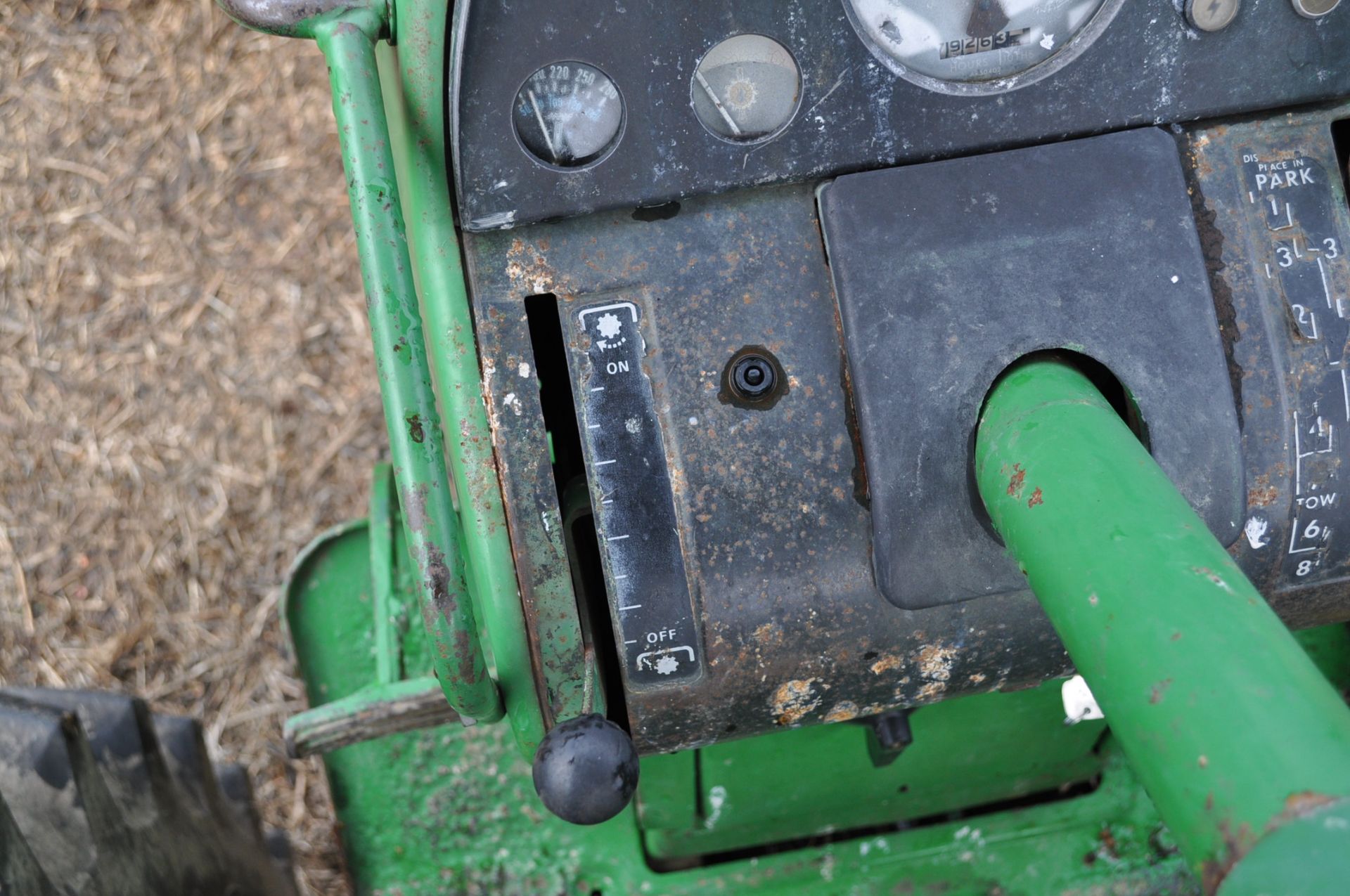 John Deere 4320 tractor, diesel, 18.4-38 duals, 10.00-16 wide front, Syncro, 2 hyd remotes, 540/1000 - Image 19 of 20