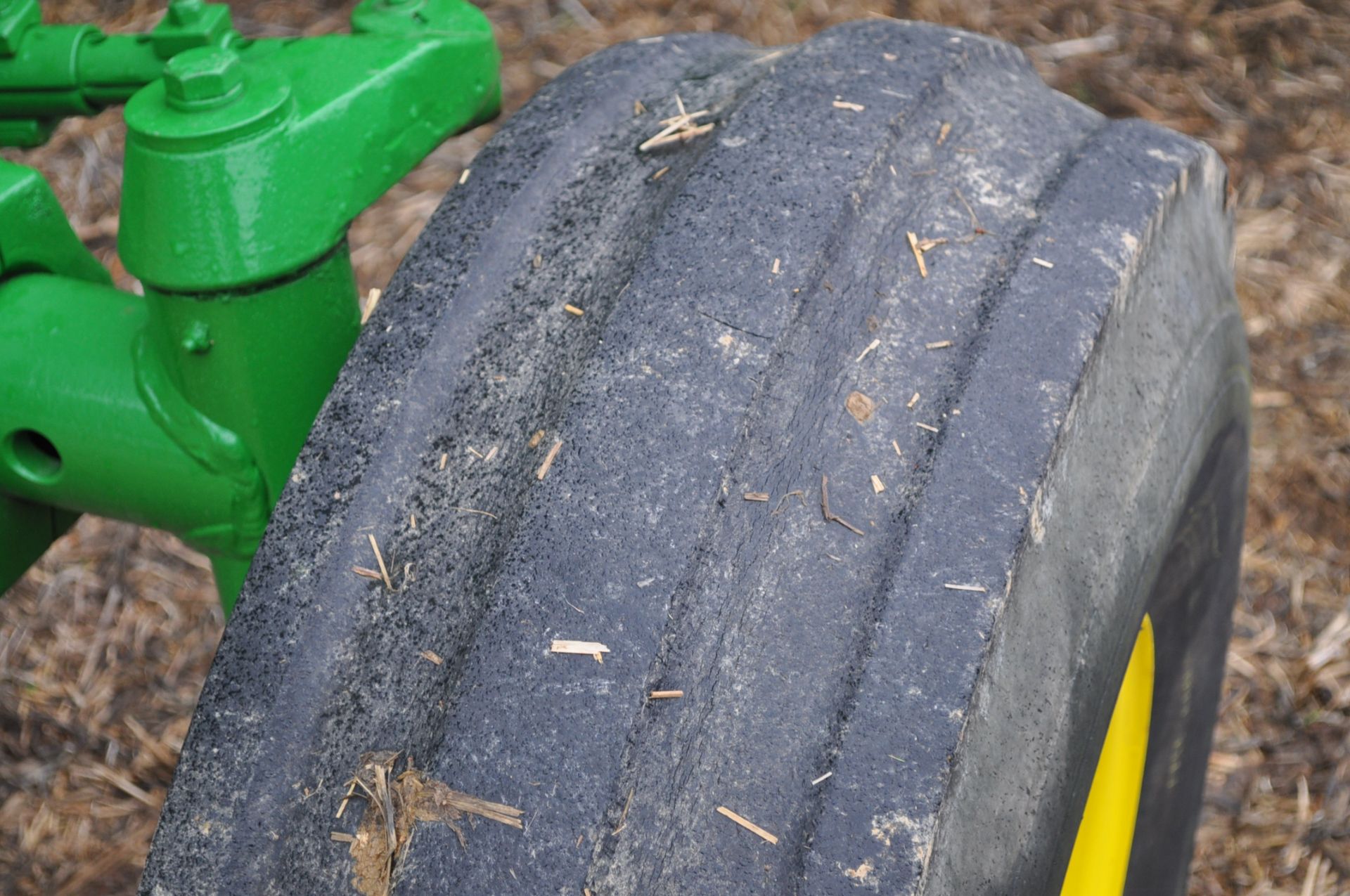 John Deere 4520 tractor, diesel, 18.4-38 rice & cane axle duals, 11.00-16 wide front, ROPS w/ - Image 5 of 17