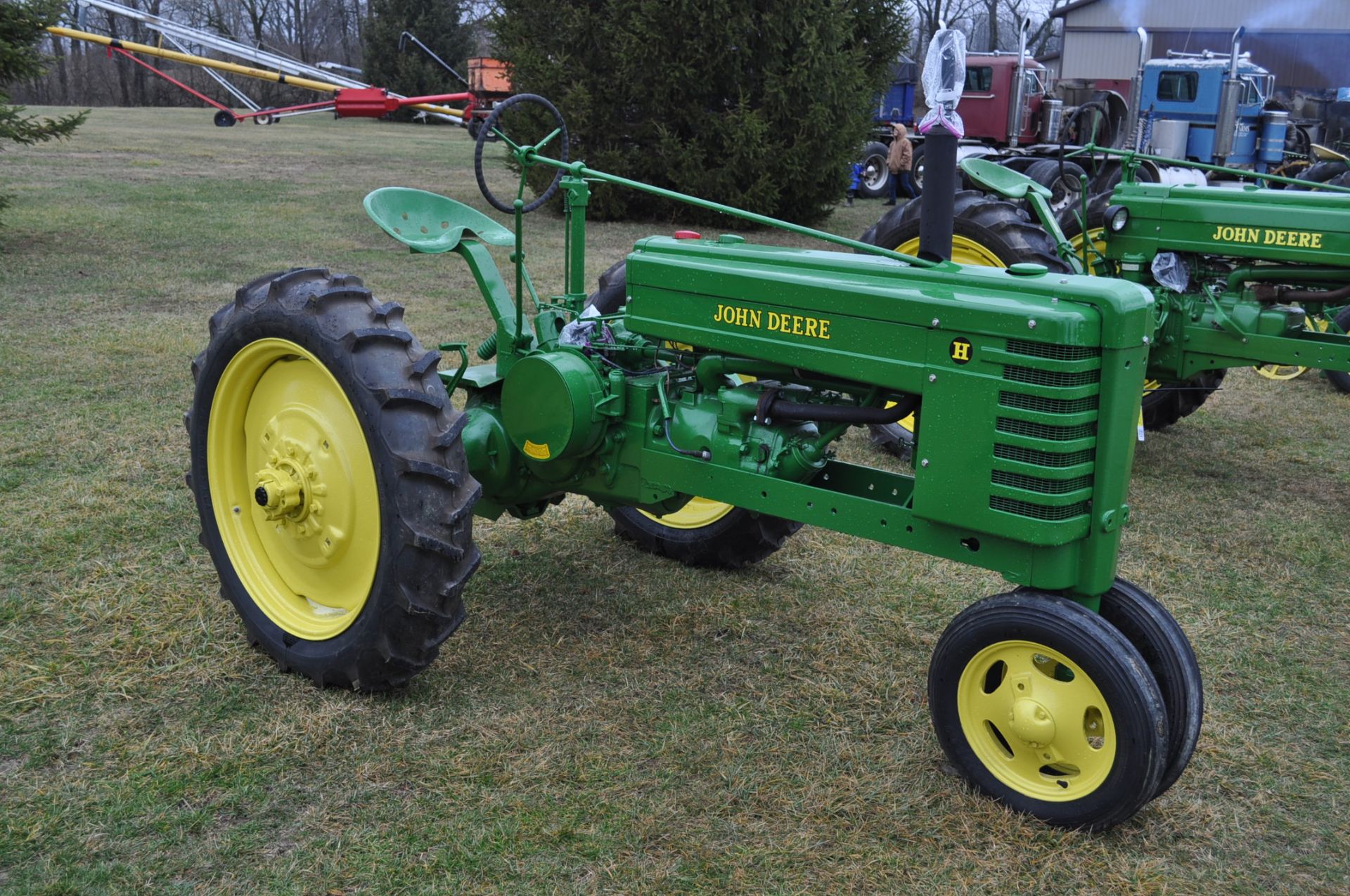 John Deere H tractor, NEW 9.5-32 rear, narrow front, 540 pto, SN H-7475 - Image 4 of 12