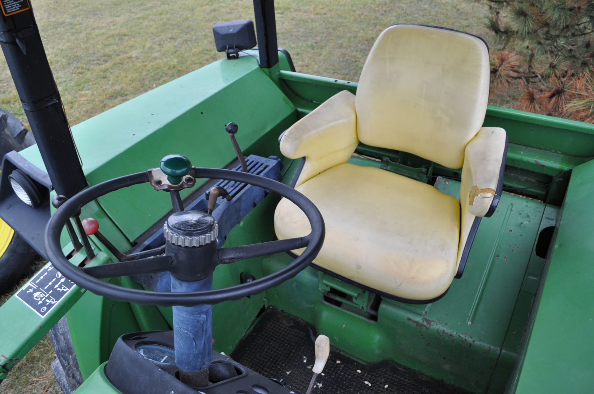 John Deere 4030 tractor, diesel, 18.4-34 rear duals, rear wts, 9.5-15 front, 4-post canopy, Syncro, - Image 19 of 26