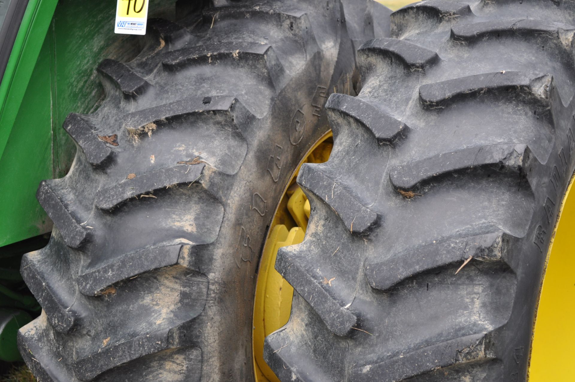 John Deere 4230 tractor, diesel, 18.4-34 hub duals, 10.00-16 front, CHA, Quad range, 2 hyd - Image 6 of 23