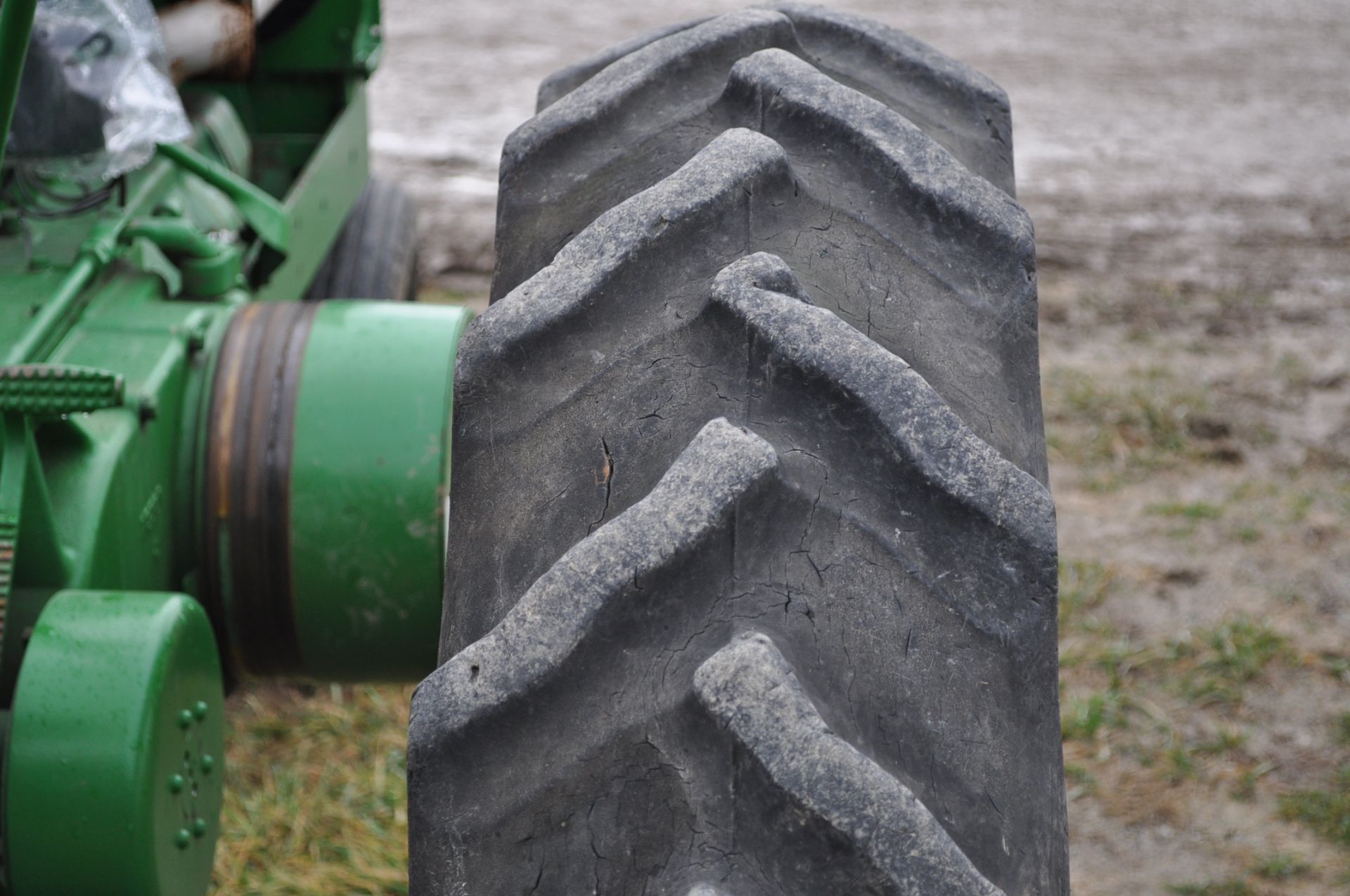 1937 John Deere Unstyled A, 11-36 tires, narrow front, 540 pto, SN 457396 - Image 7 of 12