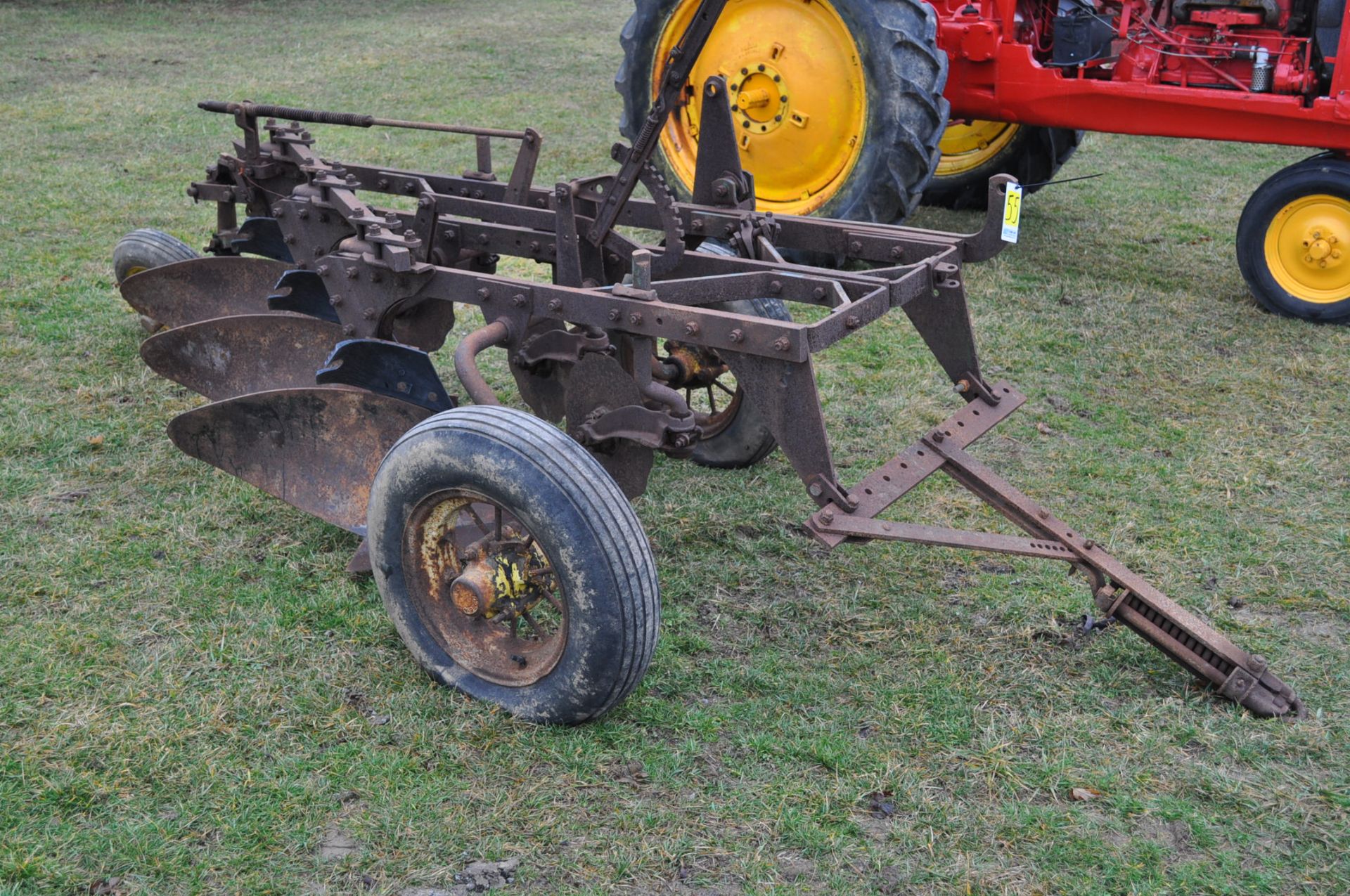 John Deere 3-btm x 16” plow, pull-type - Image 4 of 7