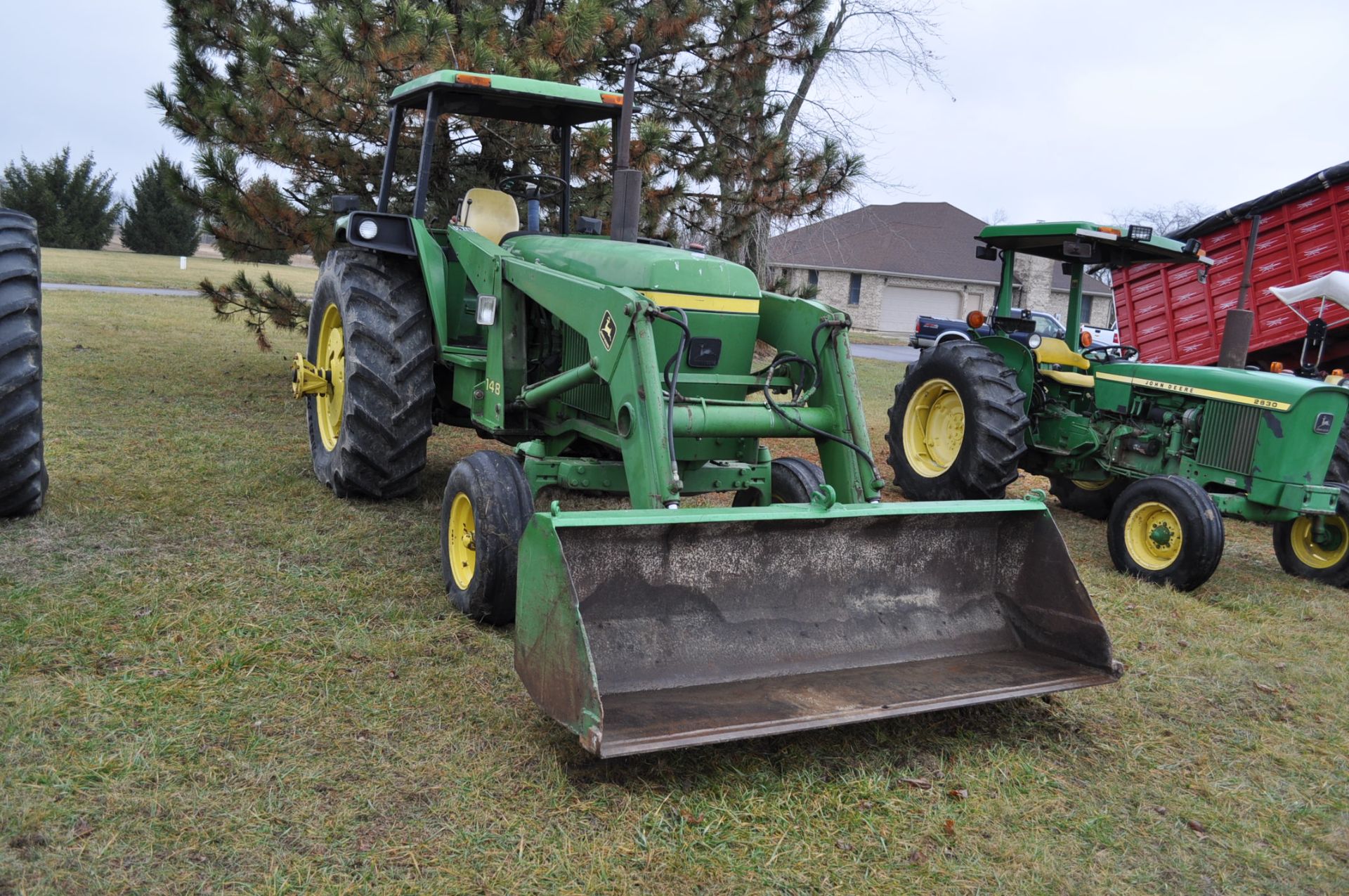 John Deere 4030 tractor, diesel, 18.4-34 rear duals, rear wts, 9.5-15 front, 4-post canopy, Syncro, - Image 4 of 26