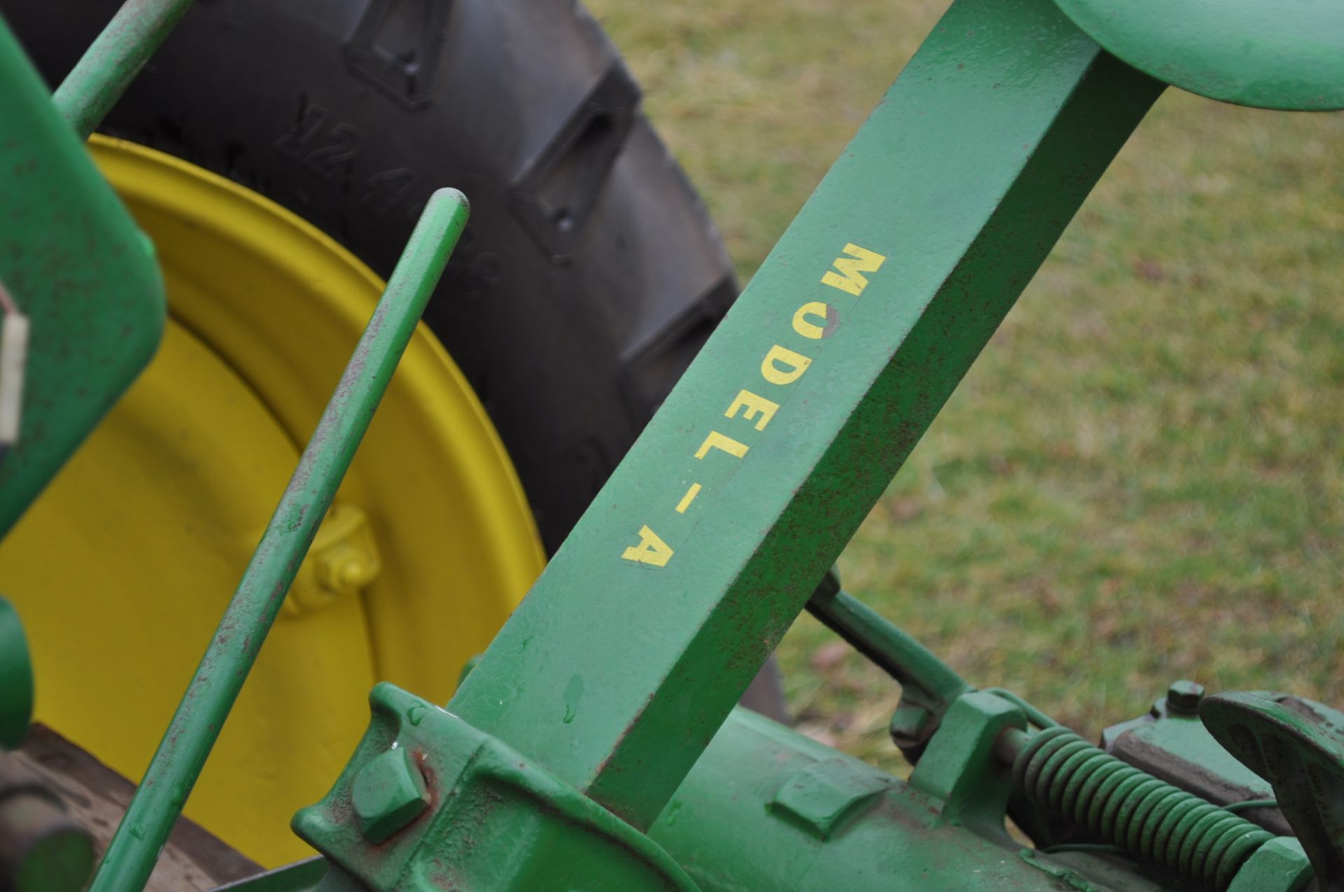 1942 John Deere Styled A, New 12.4-38 rear tires, narrow front, 540 pto - Image 14 of 15