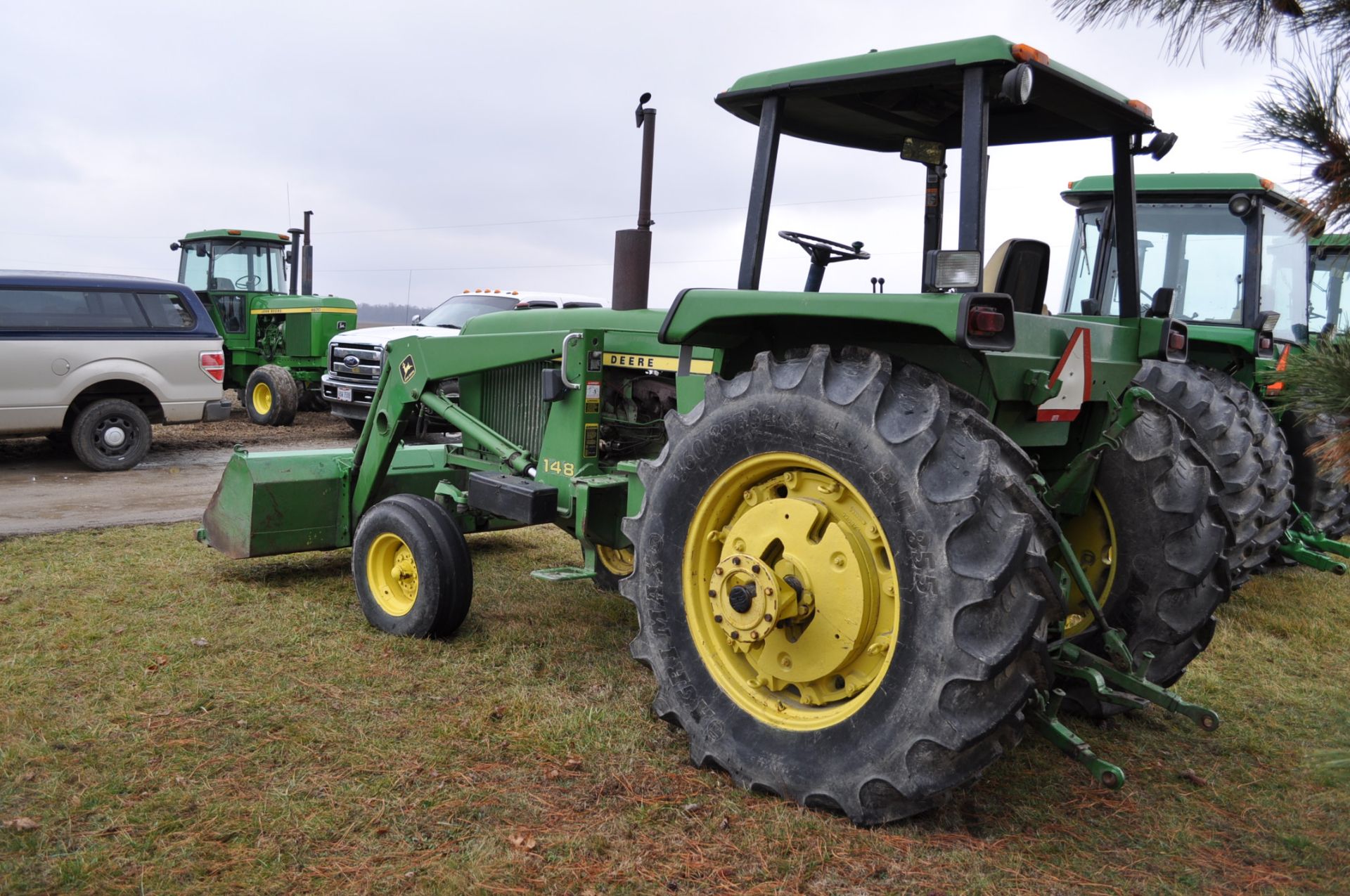 John Deere 4030 tractor, diesel, 18.4-34 rear duals, rear wts, 9.5-15 front, 4-post canopy, Syncro, - Image 2 of 26