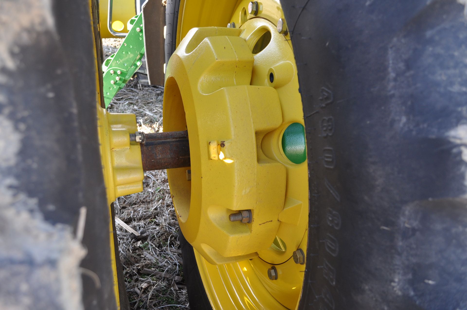 John Deere 8225R MFWD Tractor 480/80 R46 duals, 420/90R30 front duals, power shift, 5 hyd remotes, - Image 15 of 24