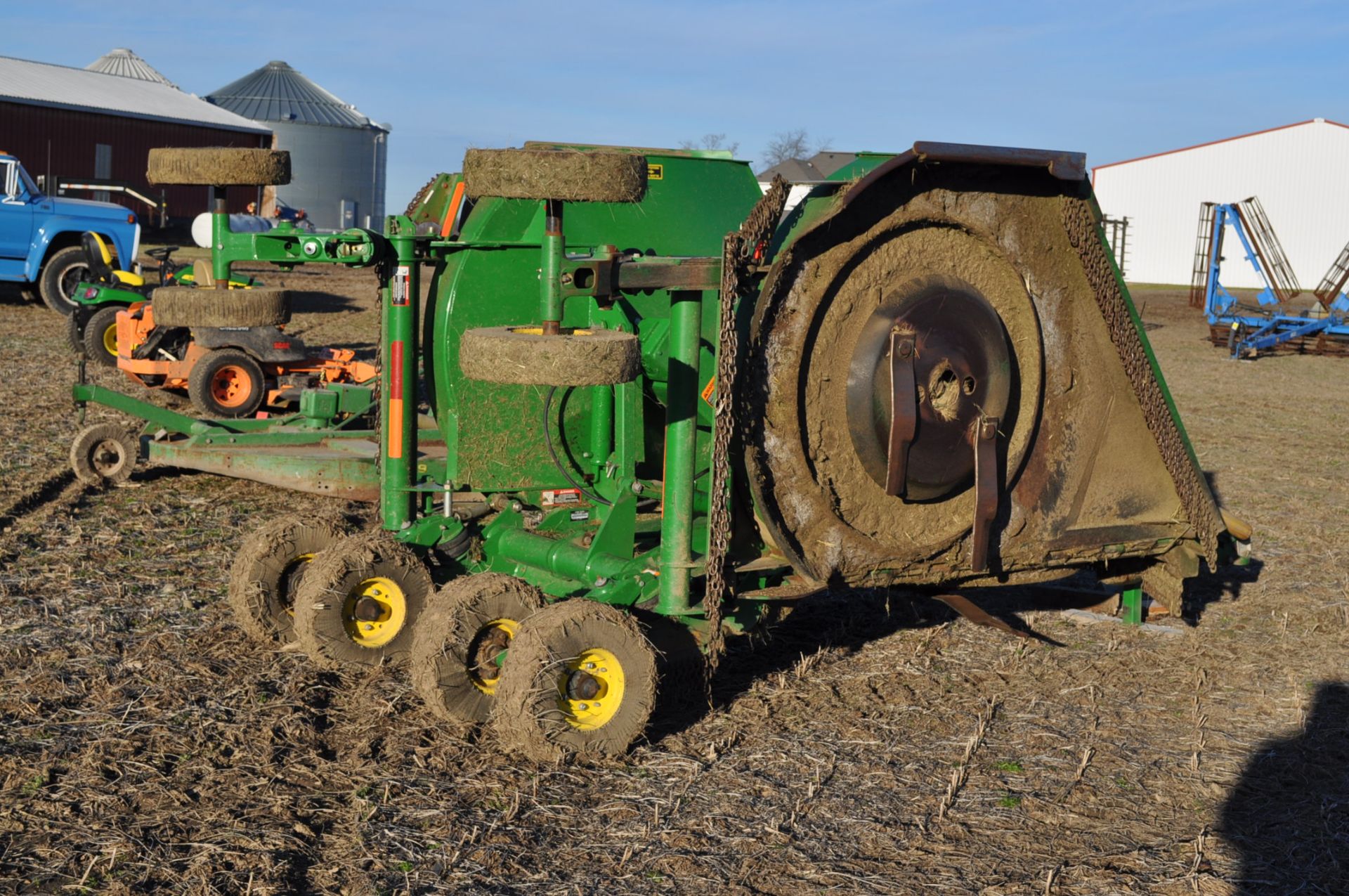 15’ John Deere CX15 Rotary Mower, small 1000 pto, stump jumpers, chains front and rear, airbag - Image 4 of 10