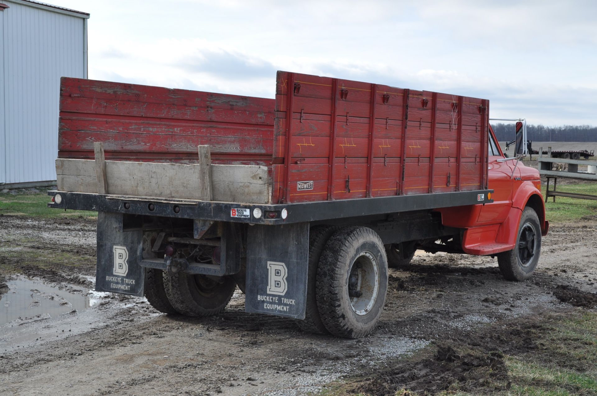 1971 Chevrolet C50 Grain Truck, 14’bed, dual hoist, Shows 85,165 miles, gas engine, 2 speed, VIN - Image 3 of 18