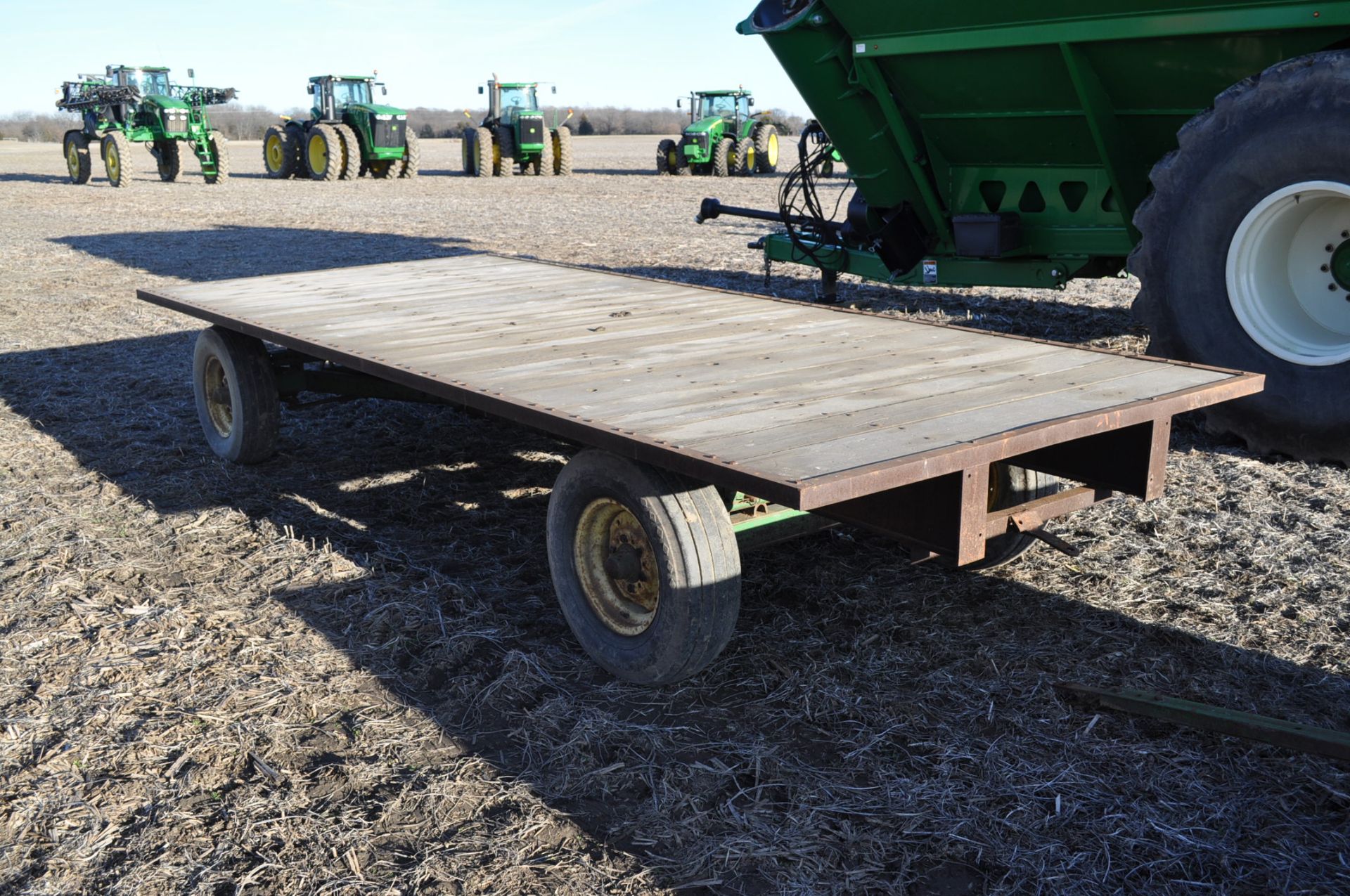 16' flat rack wagon with John Deere gear - Image 3 of 9