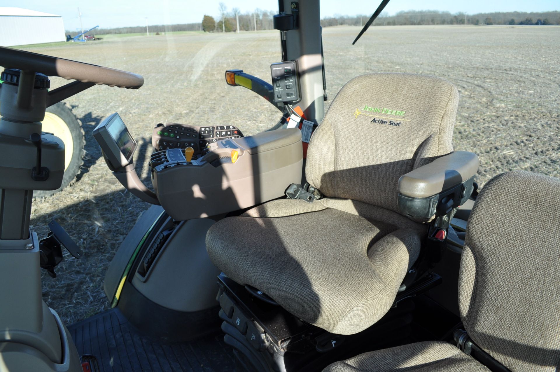 John Deere 8225R MFWD Tractor 480/80 R46 duals, 420/90R30 front duals, power shift, 5 hyd remotes, - Image 20 of 24