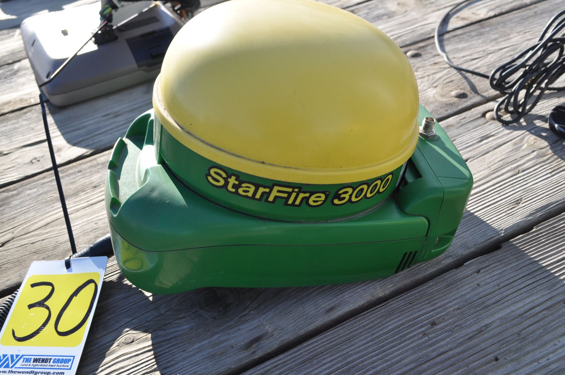 Starfire 3000 SF1, SF2 Ready, RTK, 450 radio, SN PCGT3TB785802 - Image 2 of 4