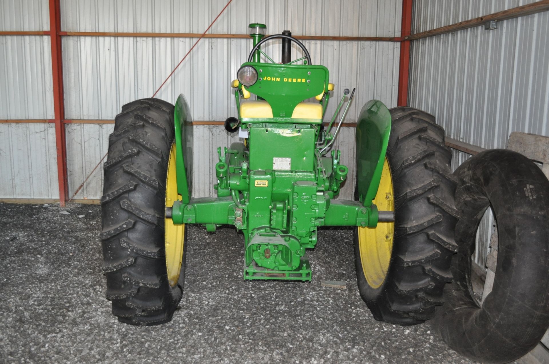 John Deere 620 Tractor, power steering, 3 pt with missing top link and lower arms, Pto, 1 hyd - Image 3 of 12