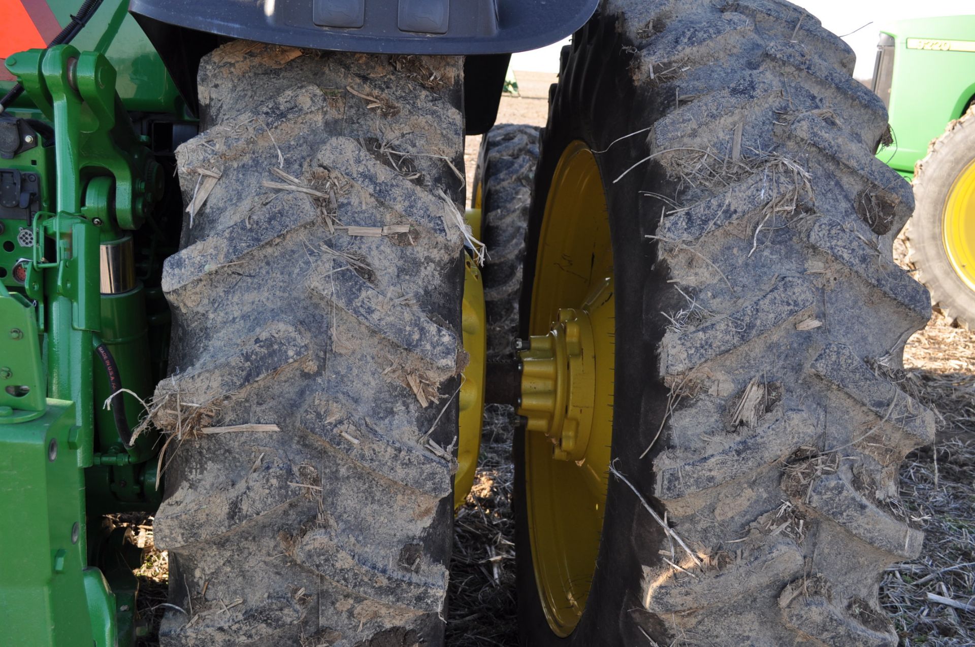 John Deere 8225R MFWD Tractor 480/80 R46 duals, 420/90R30 front duals, power shift, 5 hyd remotes, - Image 8 of 24