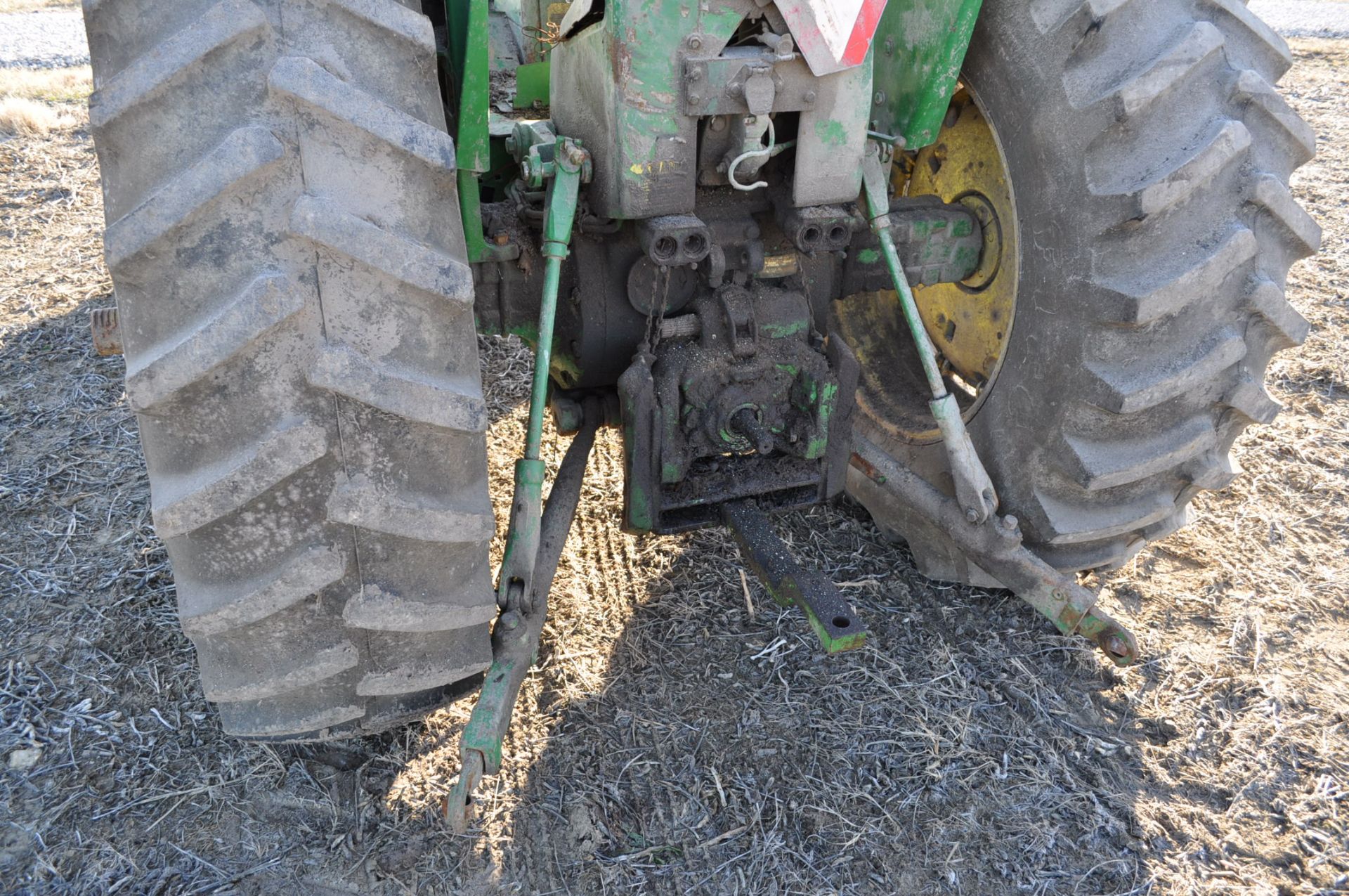 John Deere 4020 parts tractor - Image 14 of 20