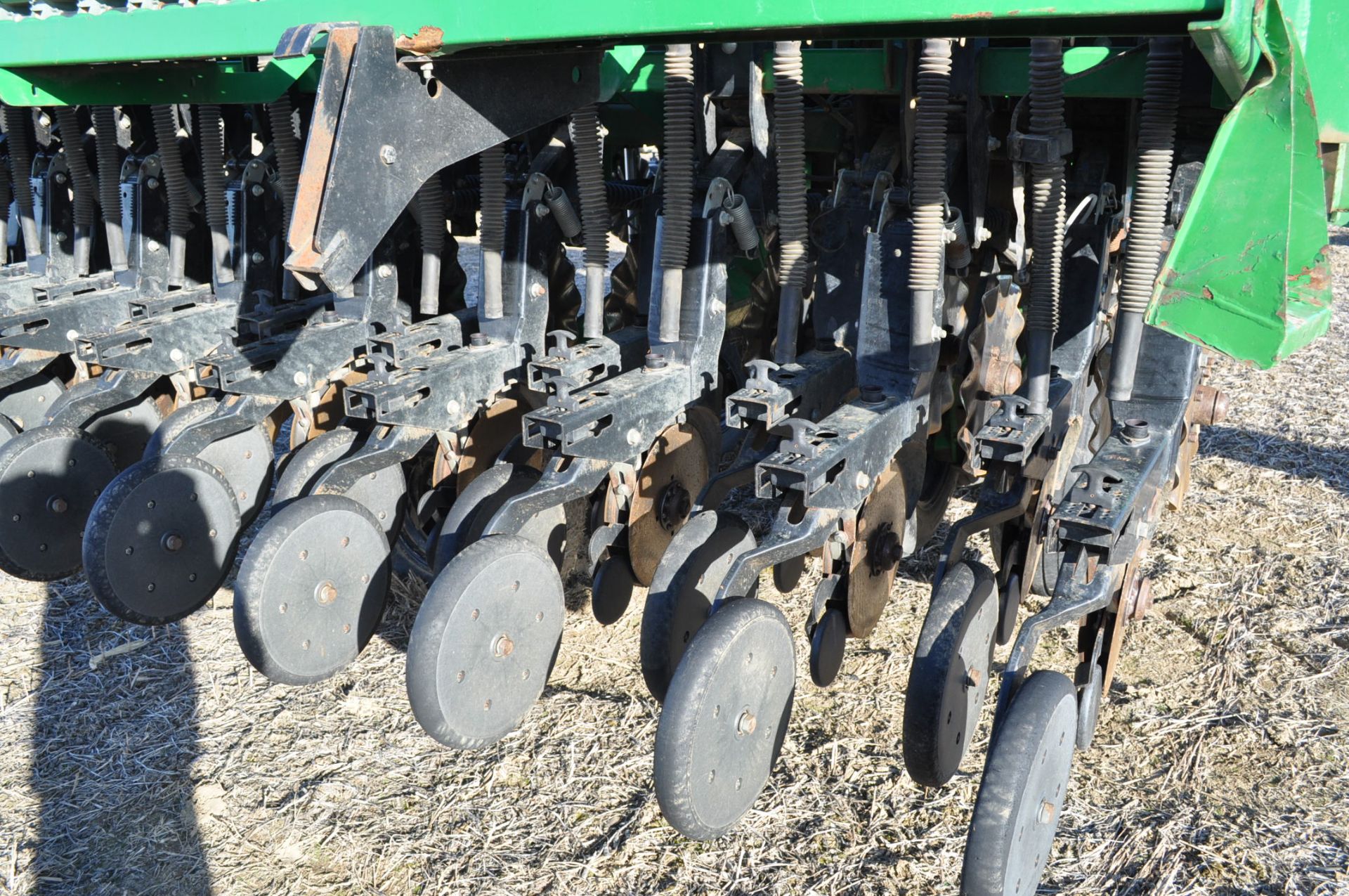 24’ Great Plains Solid Stand 2410NT drill, no-till coulters, seed loc wheel, single rubber press - Image 15 of 17