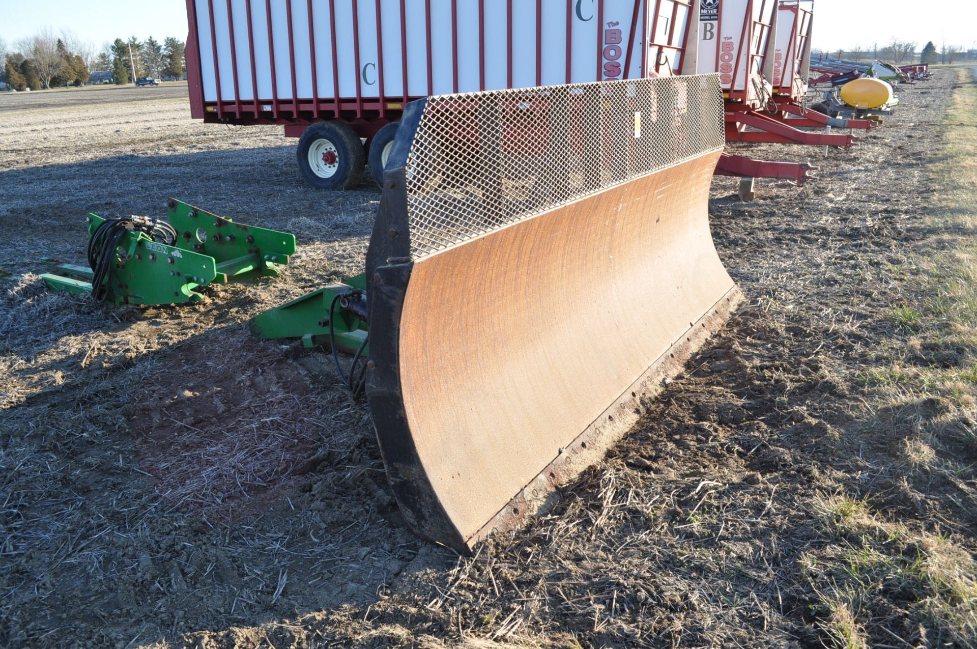 12’ Leon 09000 silage blade, mounts for JD 9220, SN 26617502 - Image 8 of 8