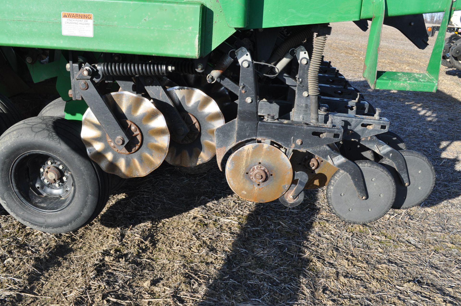 24’ Great Plains Solid Stand 2410NT drill, no-till coulters, seed loc wheel, single rubber press - Image 8 of 17