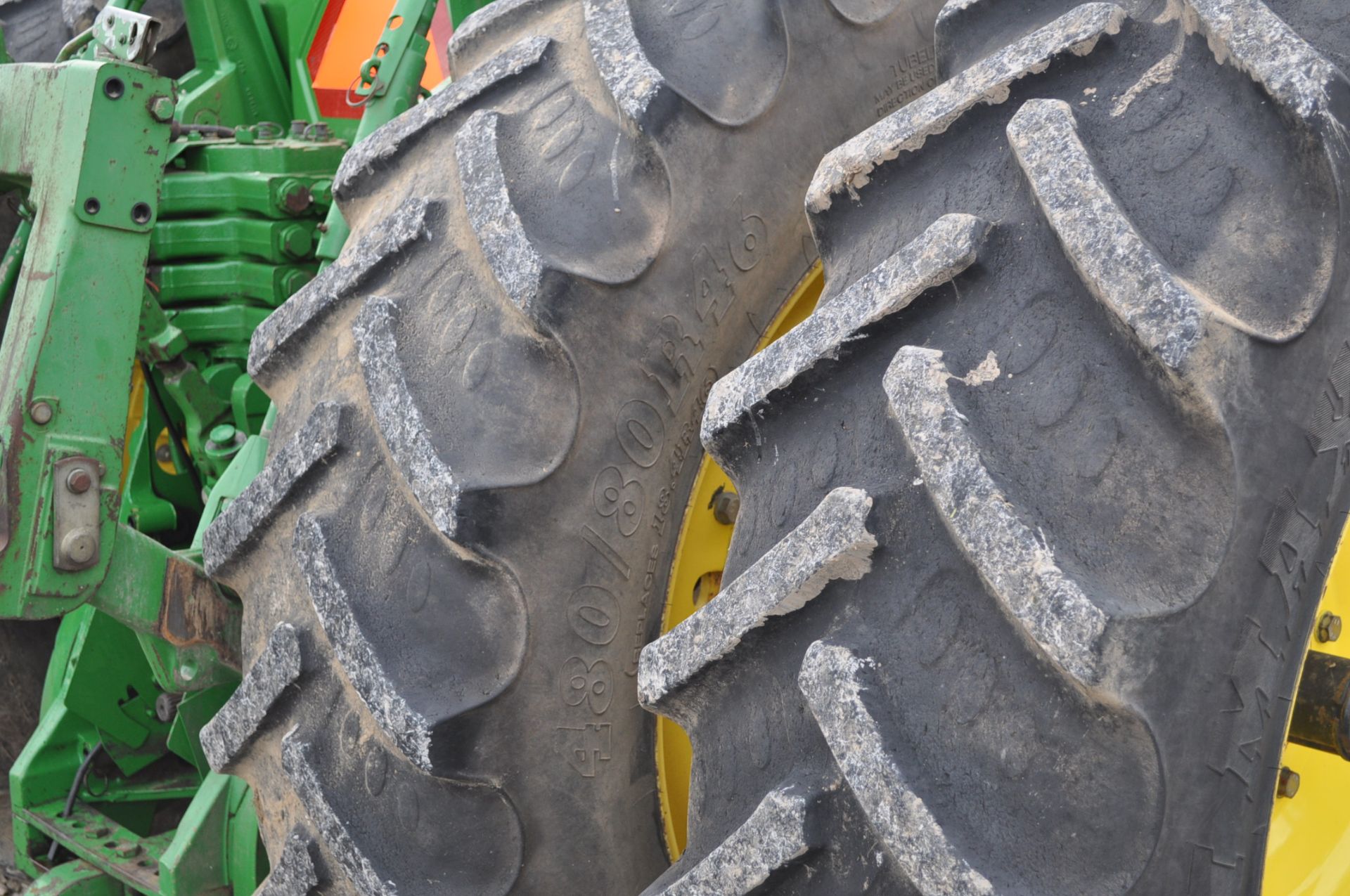 John Deere 8300 tractor, MFWD, 480/80 R 46 duals, 380/85 R 34 front, fenders, front wts, 4 hyd - Image 7 of 21