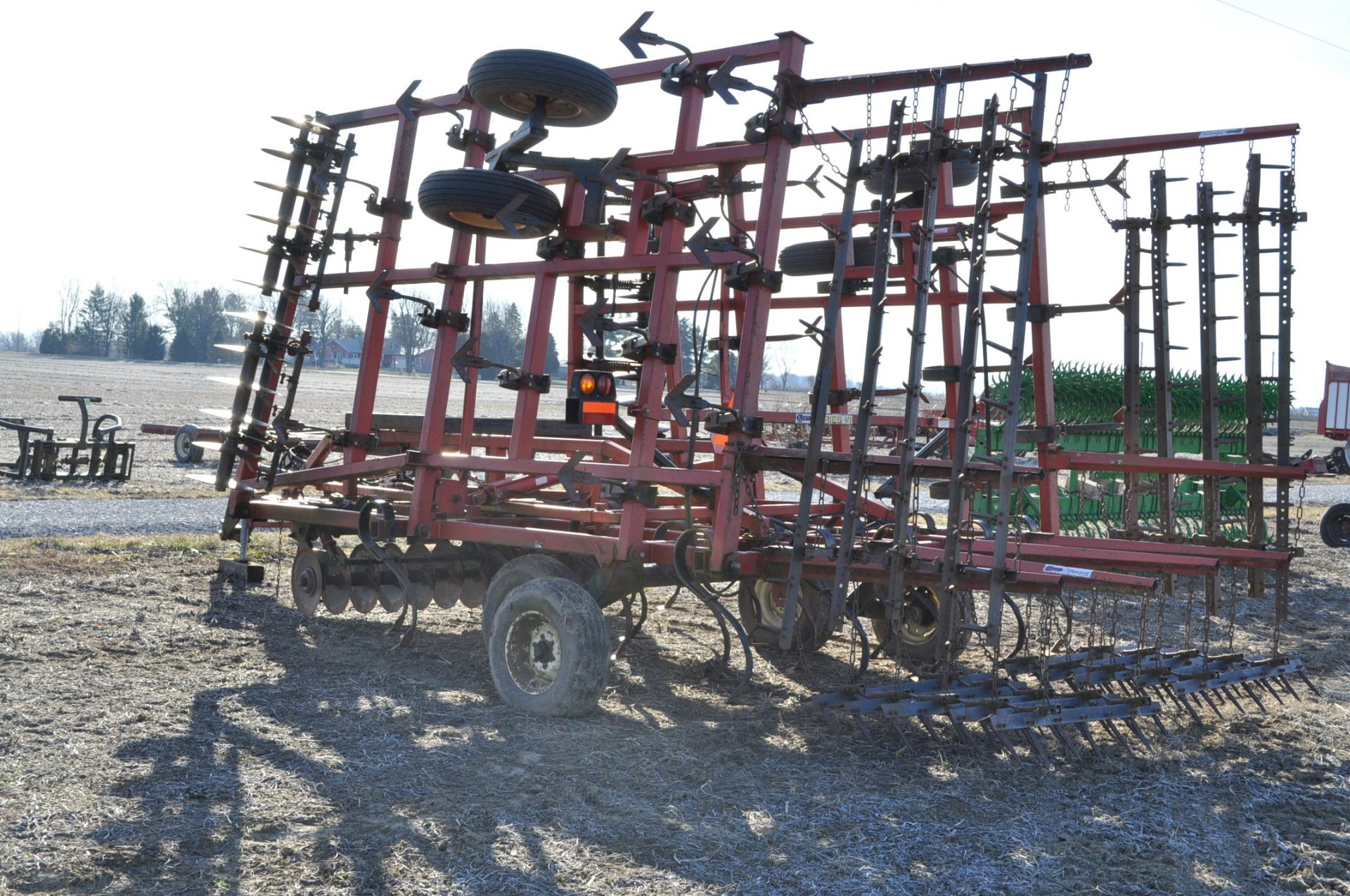 26’ Kent Disc-o-vator, front blades, sweep, 5-bar harrow, walking tandems - Image 3 of 15