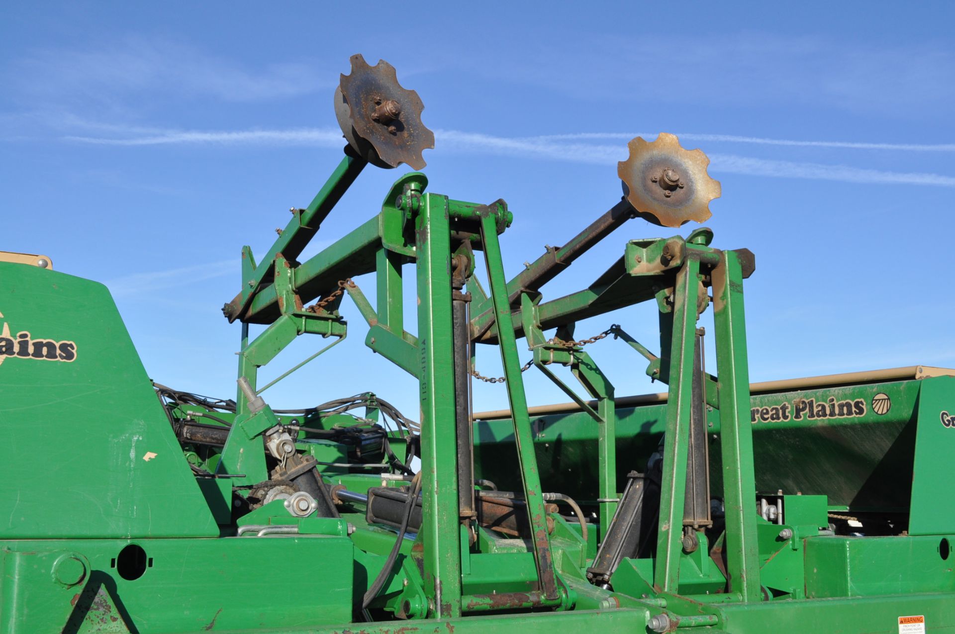 24’ Great Plains Solid Stand 2410NT drill, no-till coulters, seed loc wheel, single rubber press - Image 17 of 17