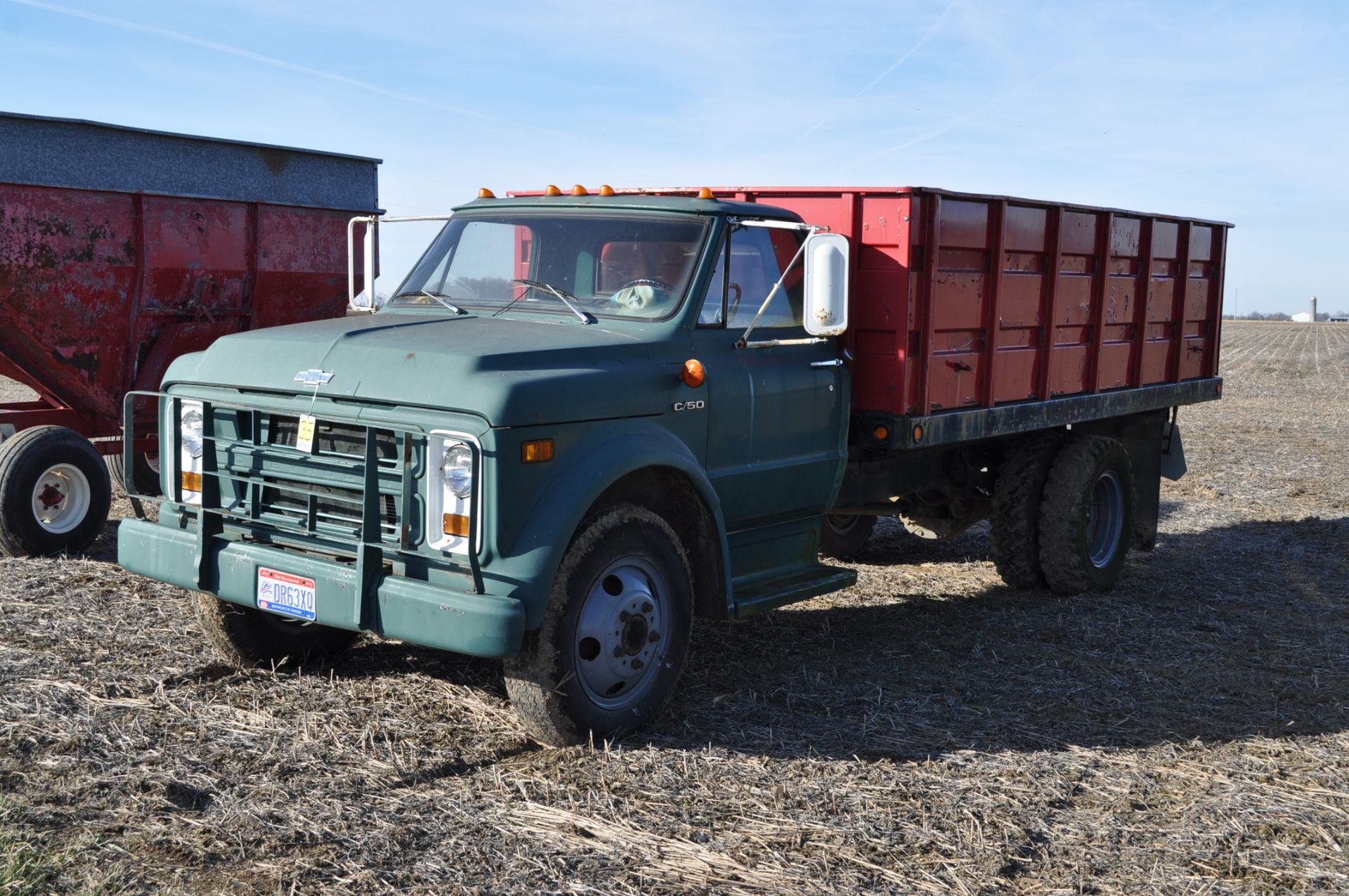 1972 Chevrolet C50 straight truck, V8 gas 350 engine, 5+2, hyd brakes, 8.25-20 tires, 15’ bed w/ - Image 2 of 19