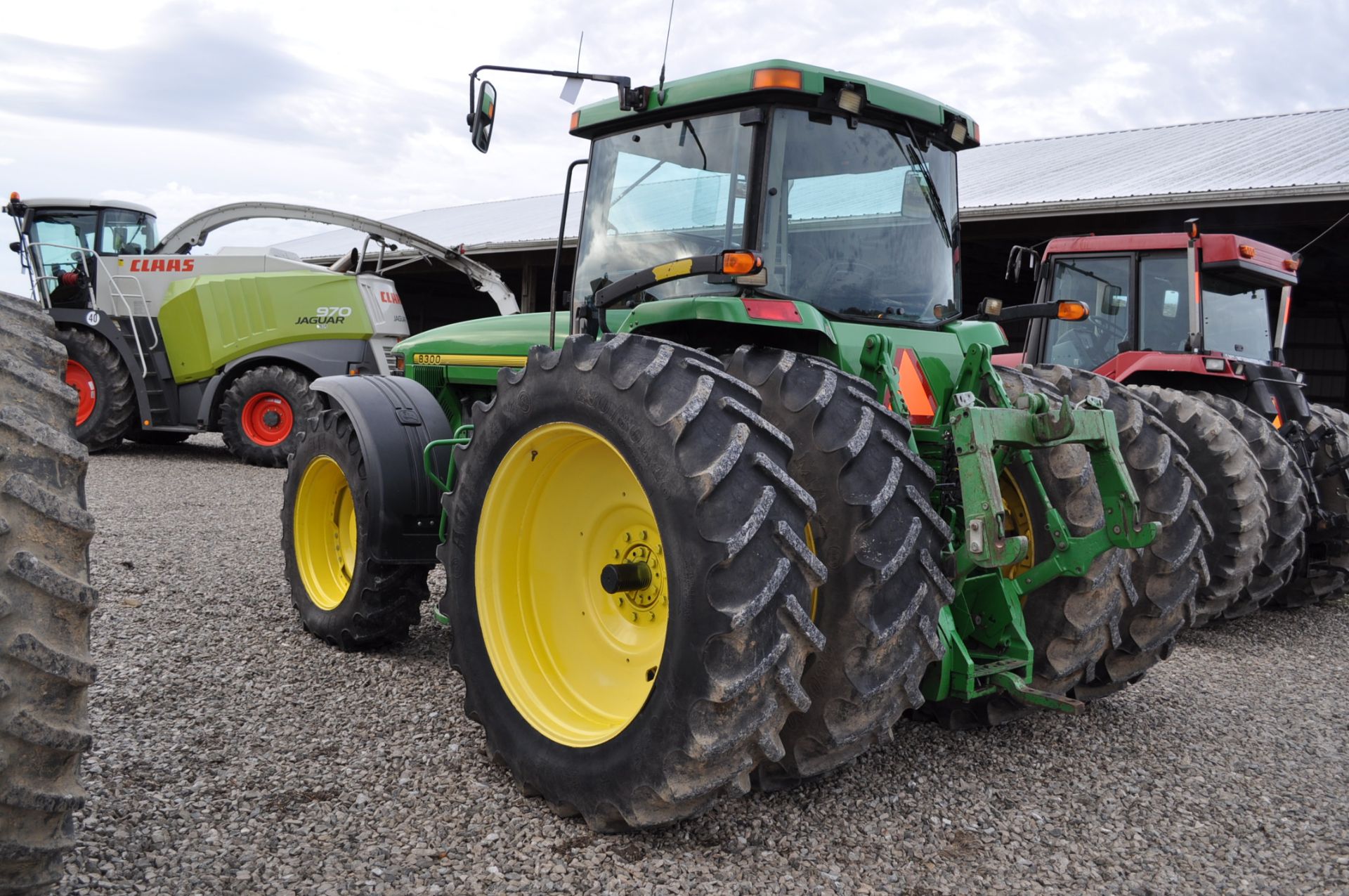 John Deere 8300 tractor, MFWD, 480/80 R 46 duals, 380/85 R 34 front, fenders, front wts, 4 hyd - Image 2 of 21